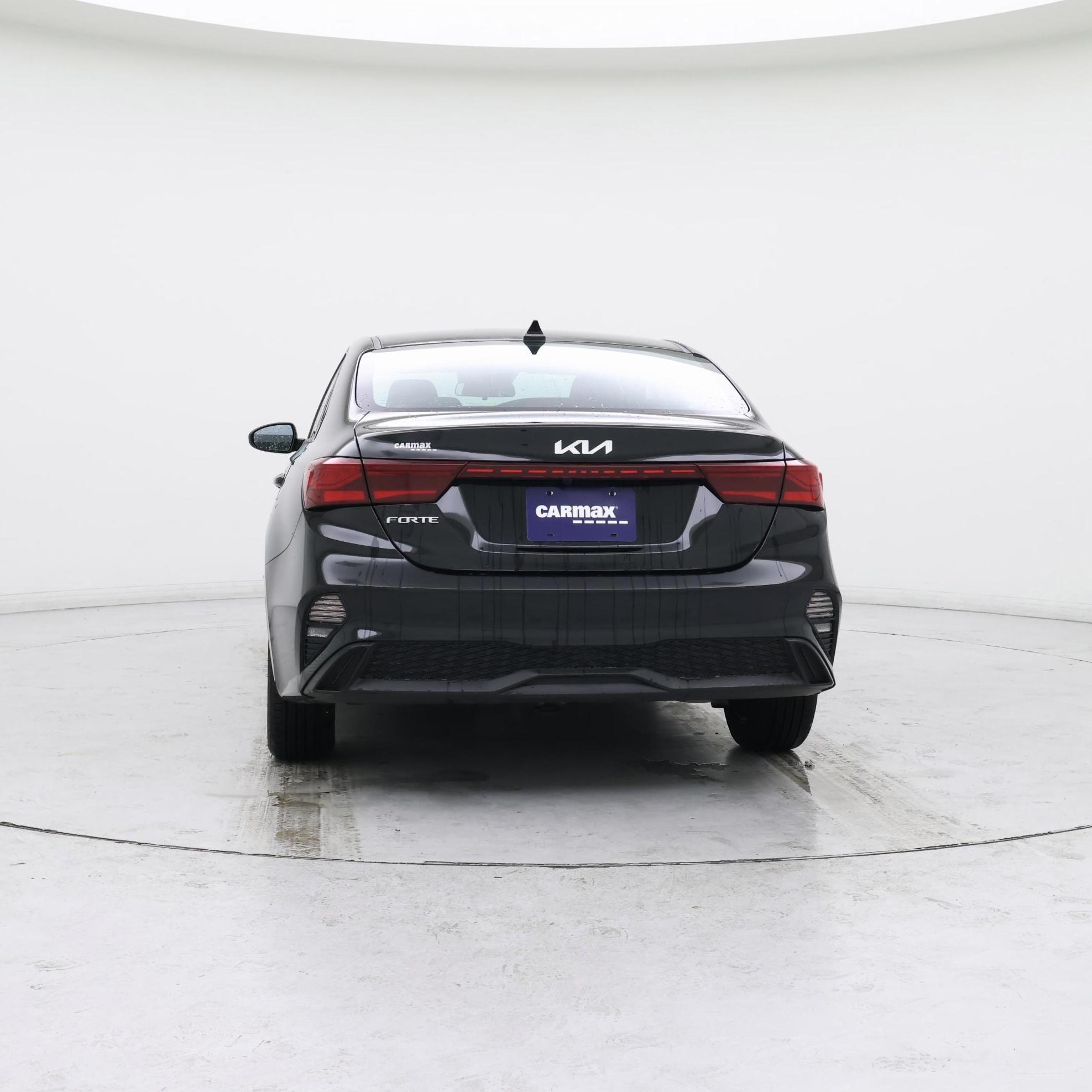 Thumbnail: 2024 Kia Forte - 6