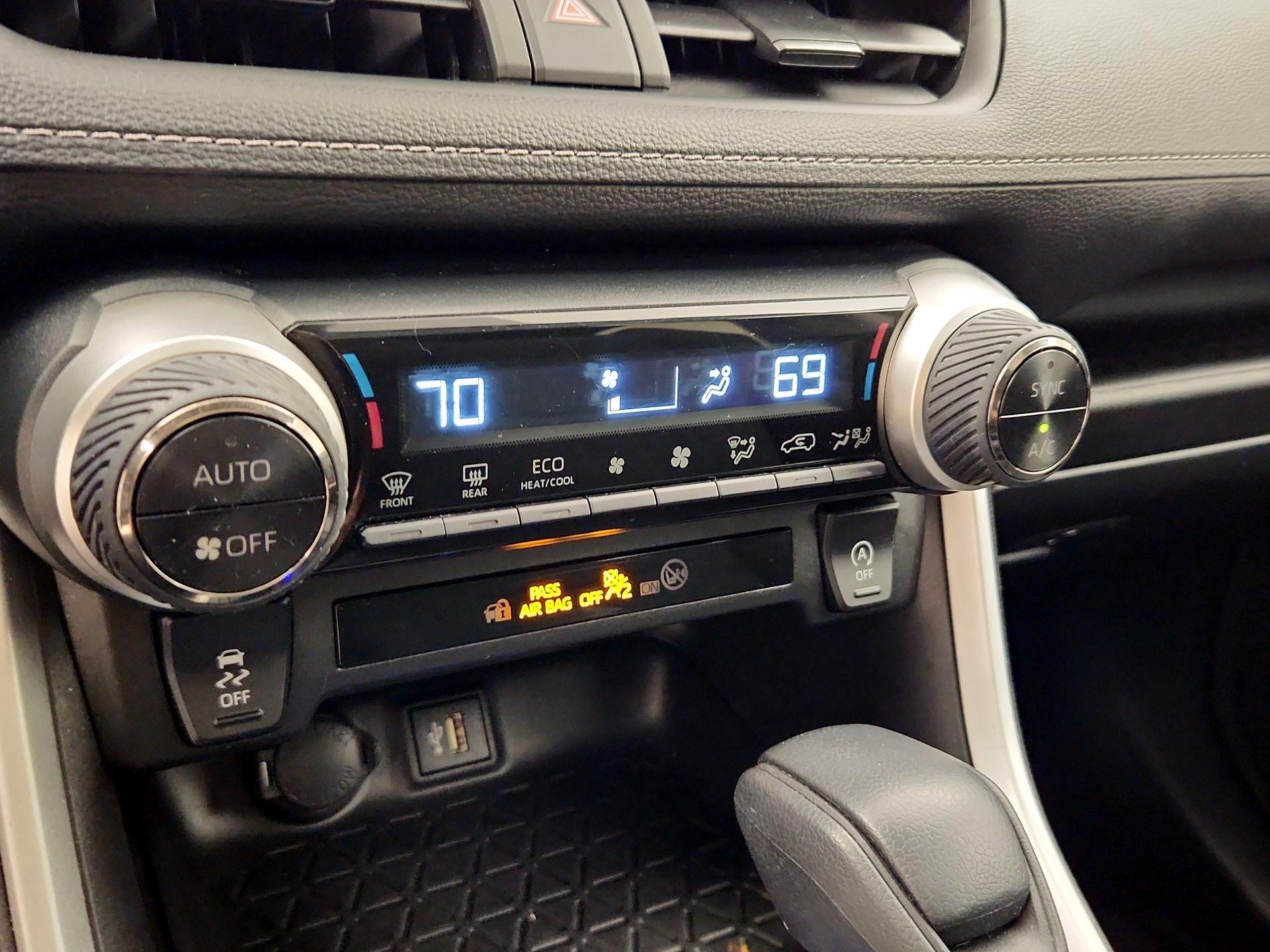 Thumbnail: 2023 Toyota RAV4 - 16