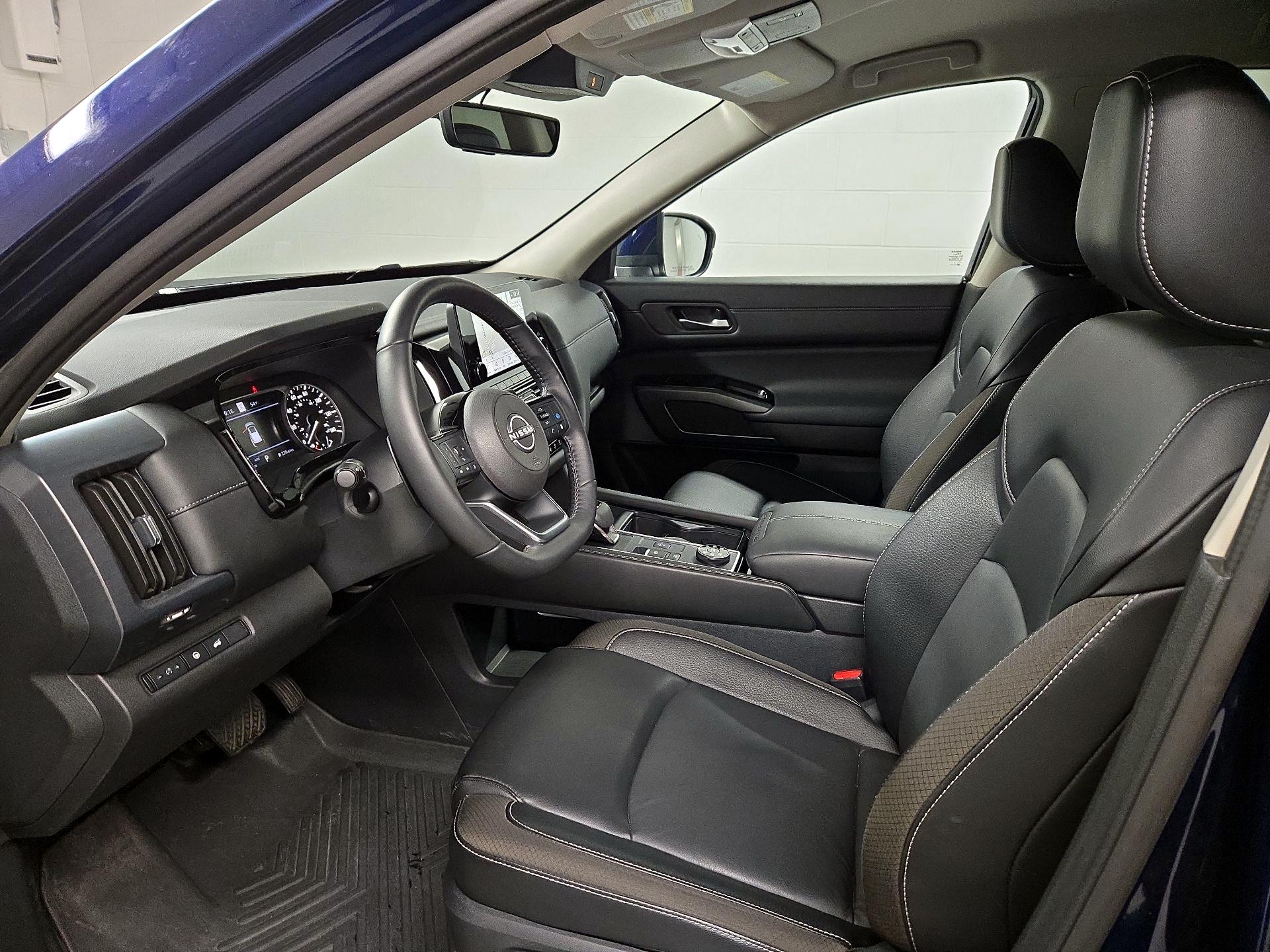 Thumbnail: 2024 Nissan Pathfinder - 11