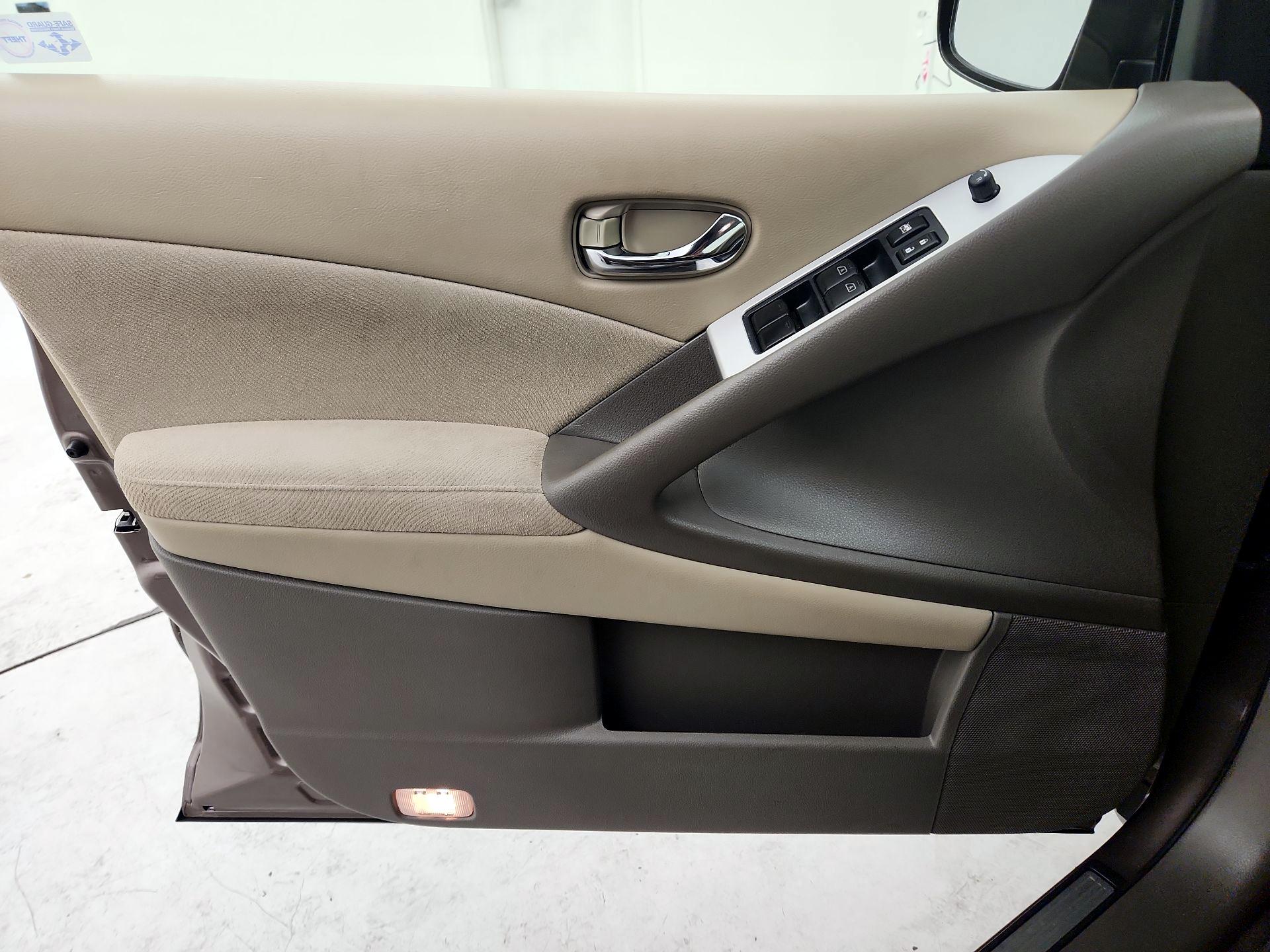 Thumbnail: 2014 Nissan Murano - 12