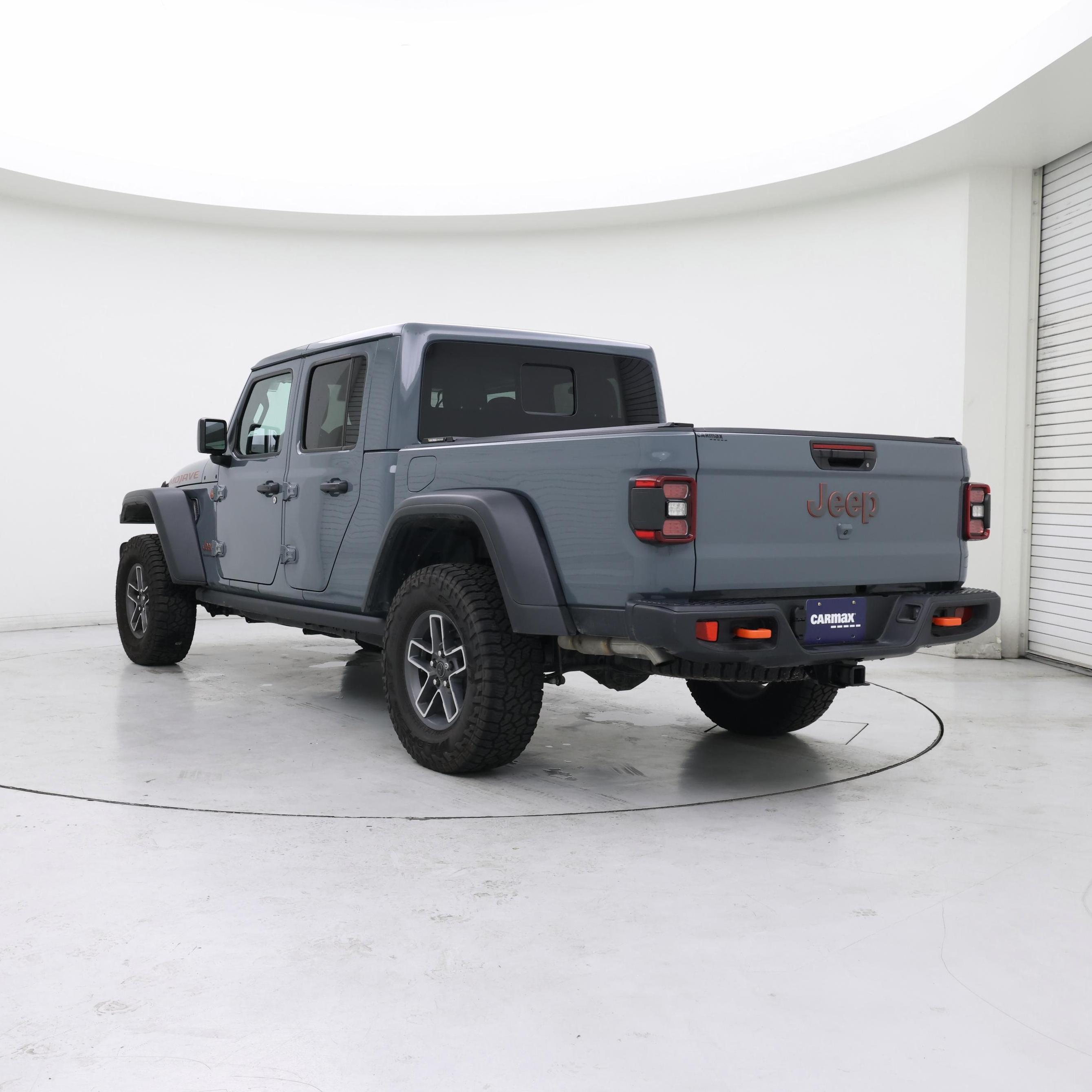 Thumbnail: 2025 Jeep Gladiator - 2