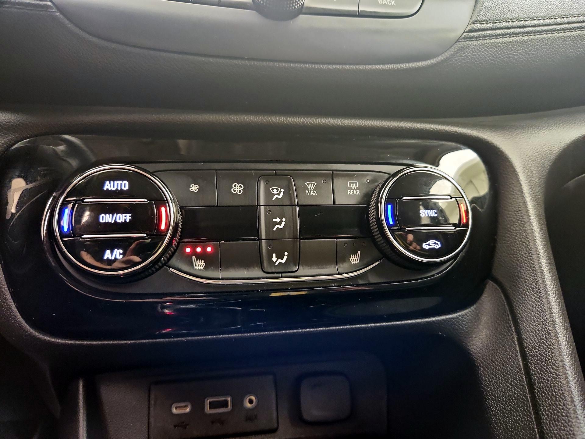 Thumbnail: 2023 Buick Encore GX - 16