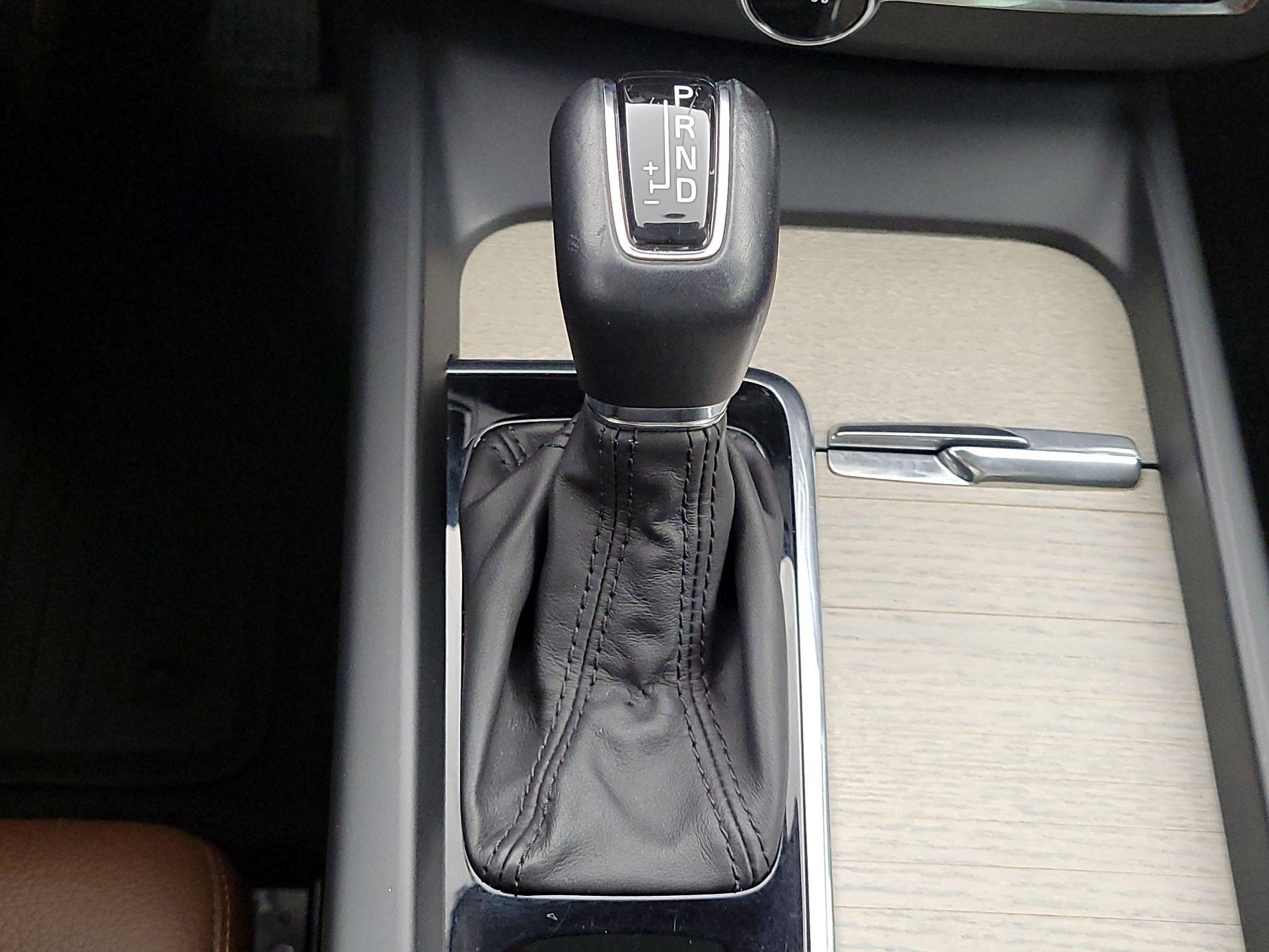 Thumbnail: 2020 Volvo XC60 - 18