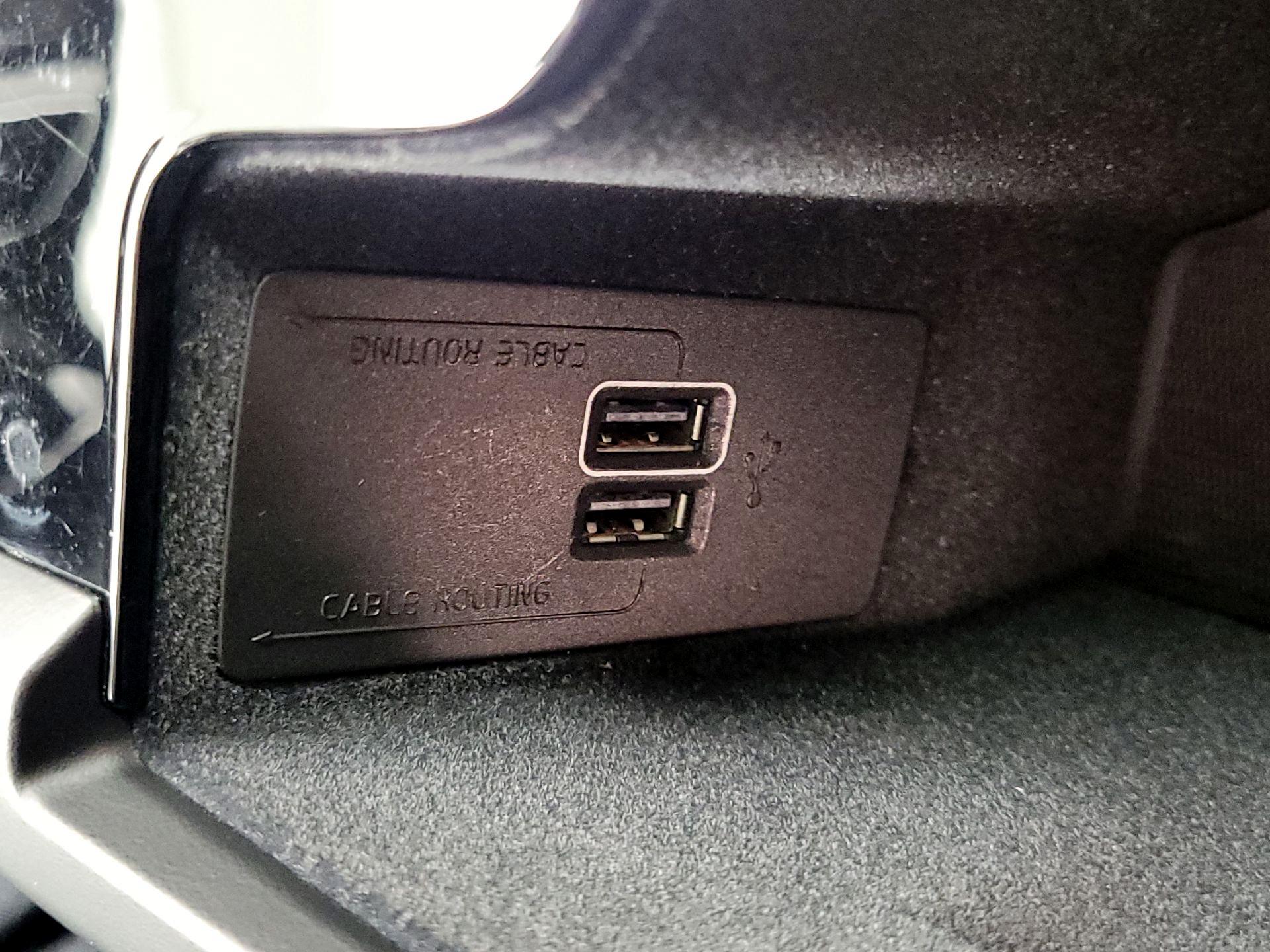 Thumbnail: 2020 Volvo XC60 - 19