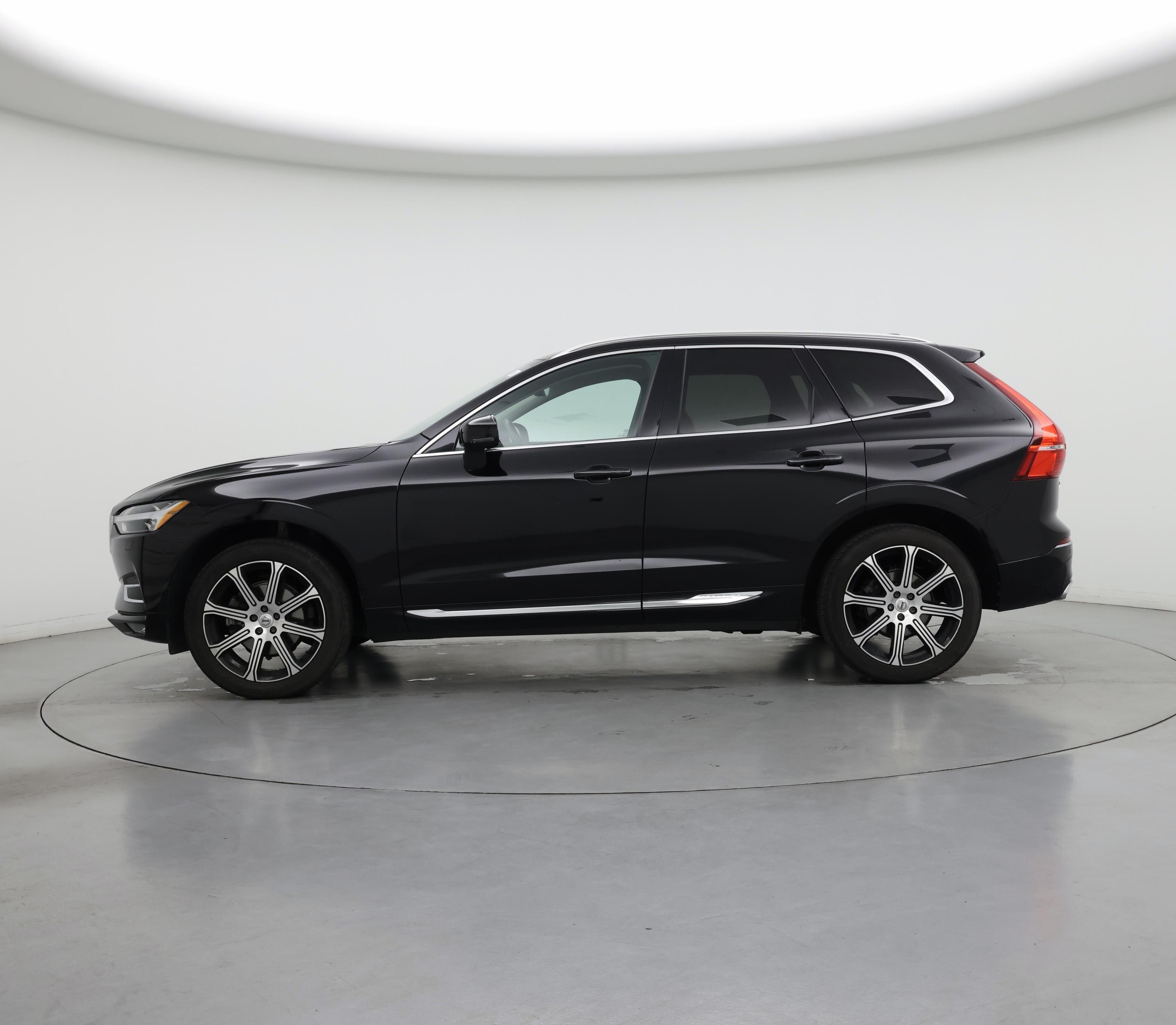 Thumbnail: 2020 Volvo XC60 - 3