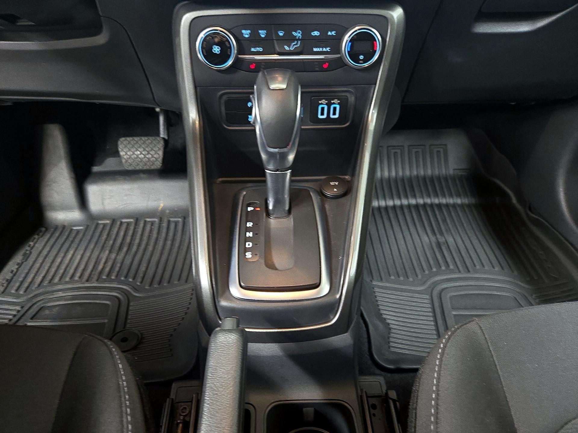 Thumbnail: 2018 Ford EcoSport - 18