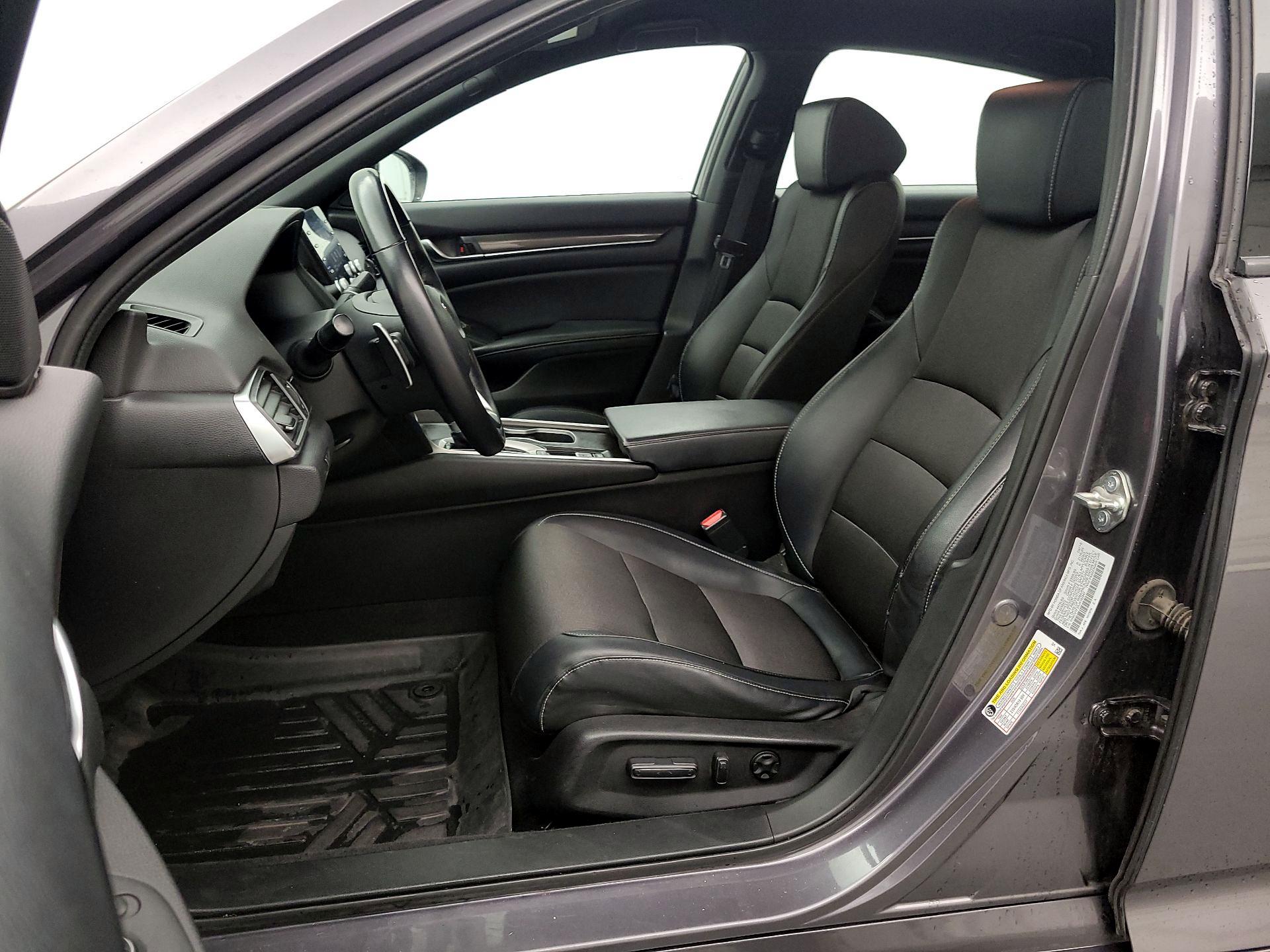 Thumbnail: 2018 Honda Accord - 11