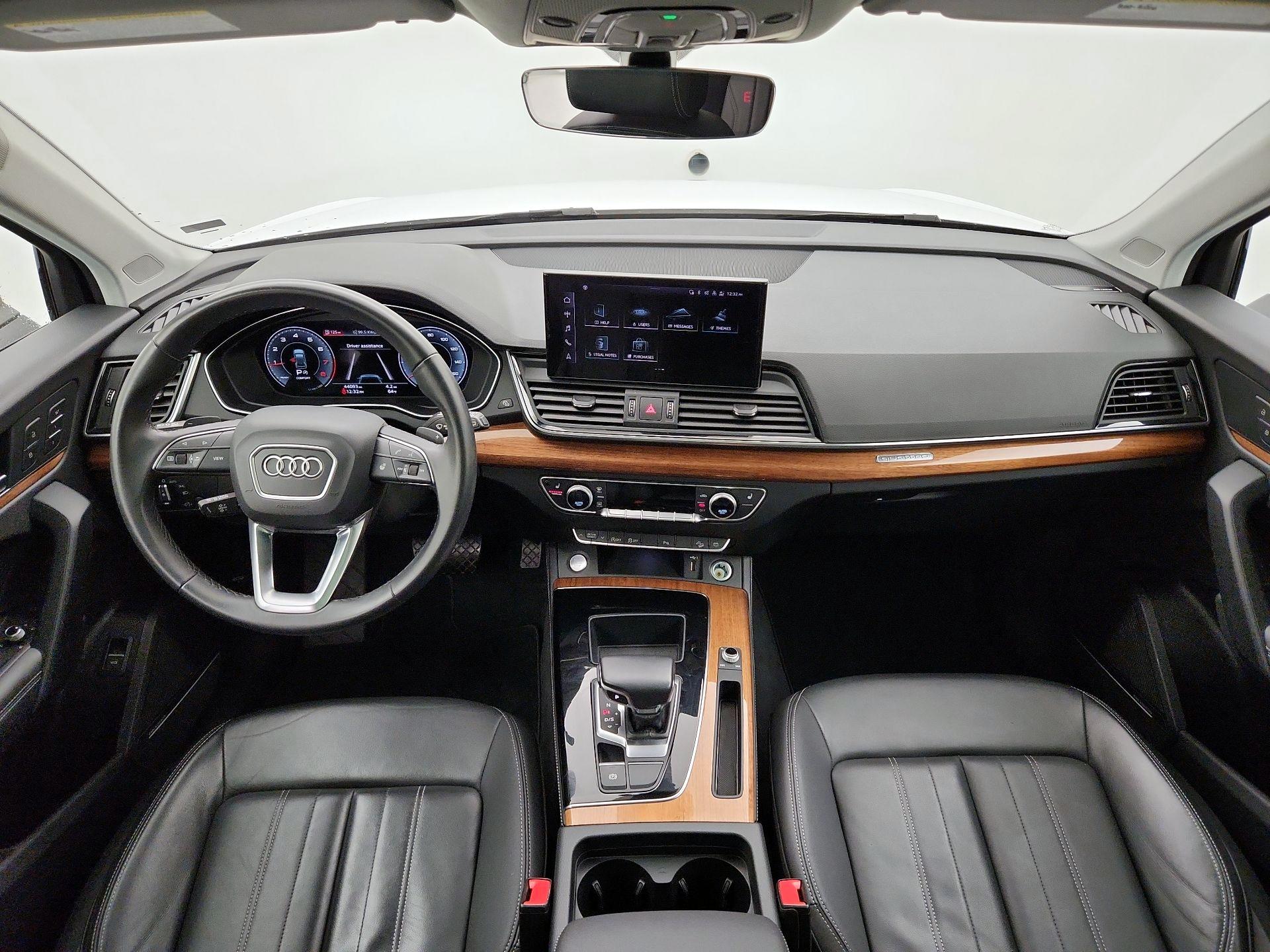 Thumbnail: 2023 Audi Q5 - 9