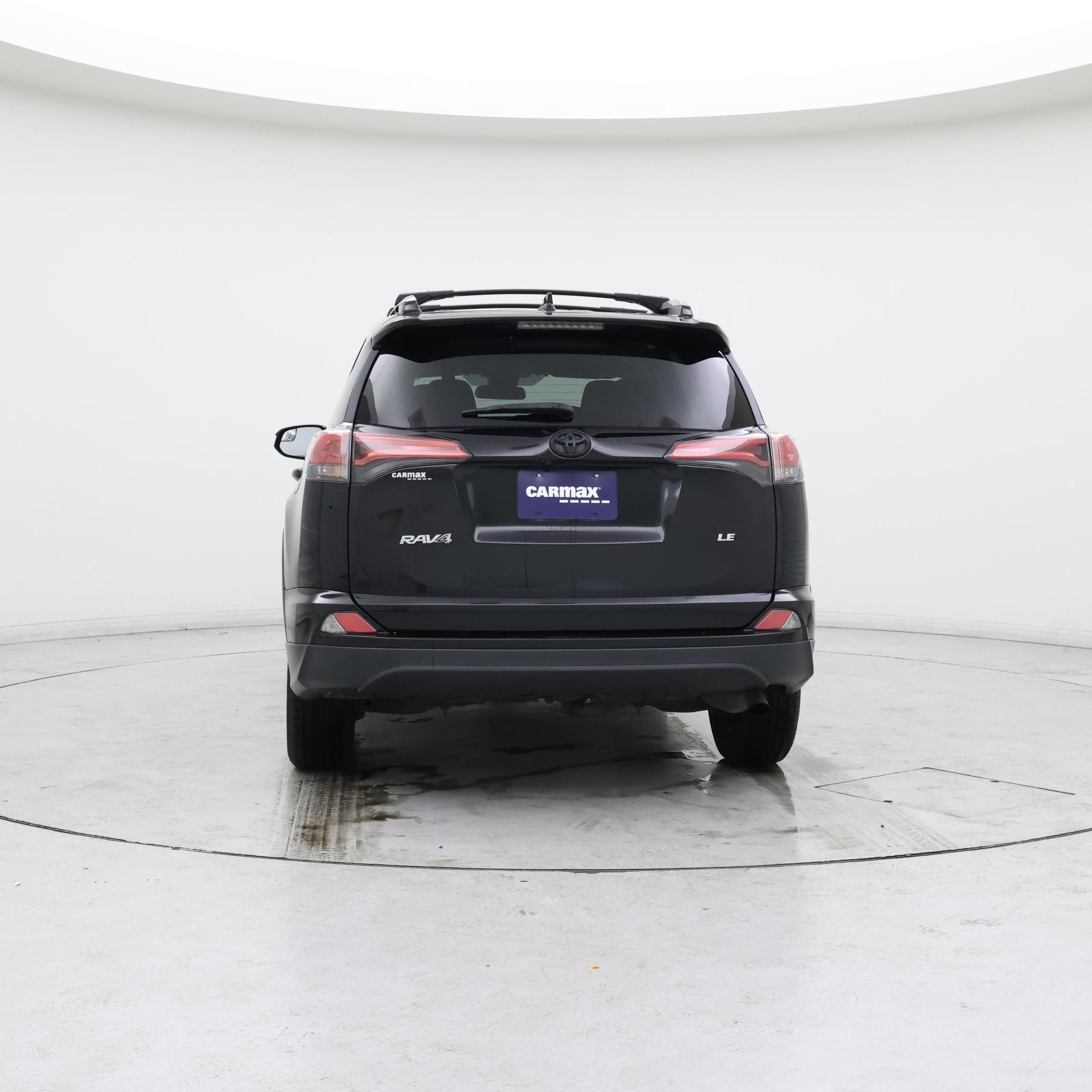 Thumbnail: 2017 Toyota RAV4 - 6