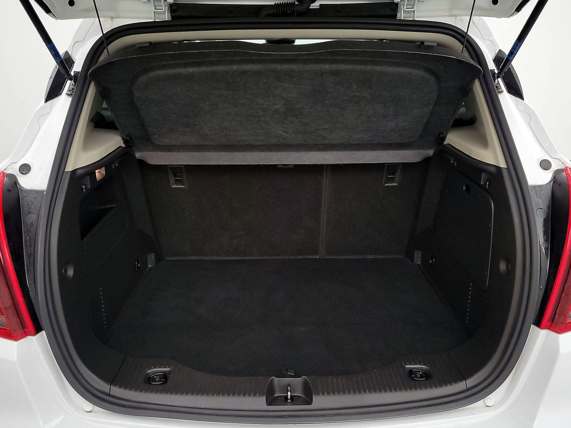 Thumbnail: 2019 Buick Encore - 20