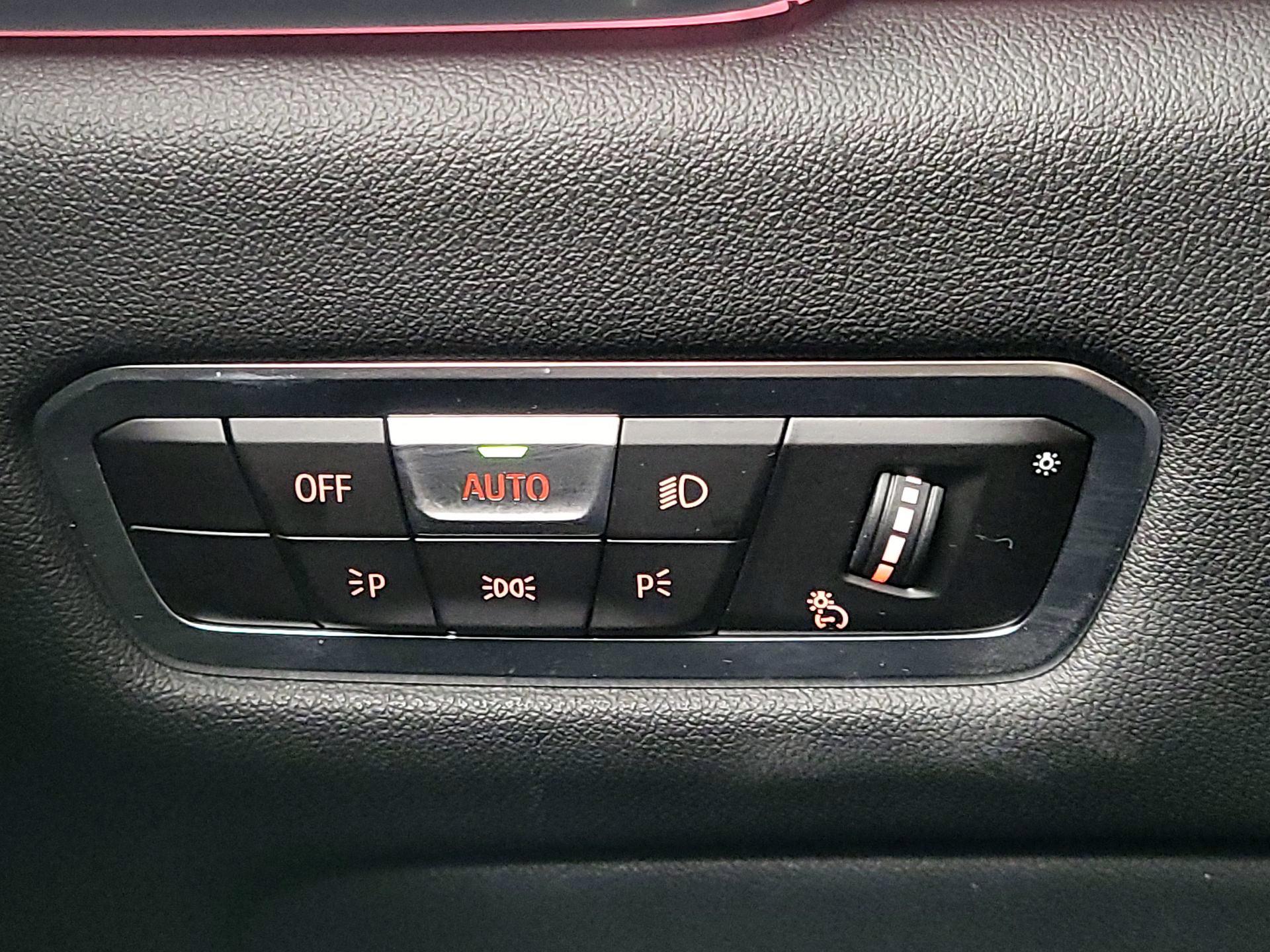 Thumbnail: 2022 BMW X5 - 13