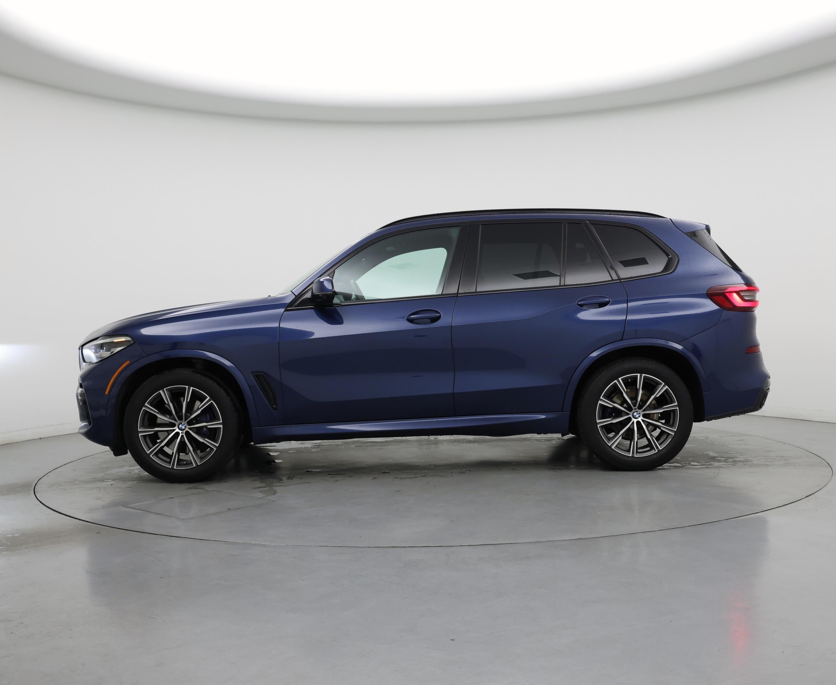Thumbnail: 2022 BMW X5 - 3
