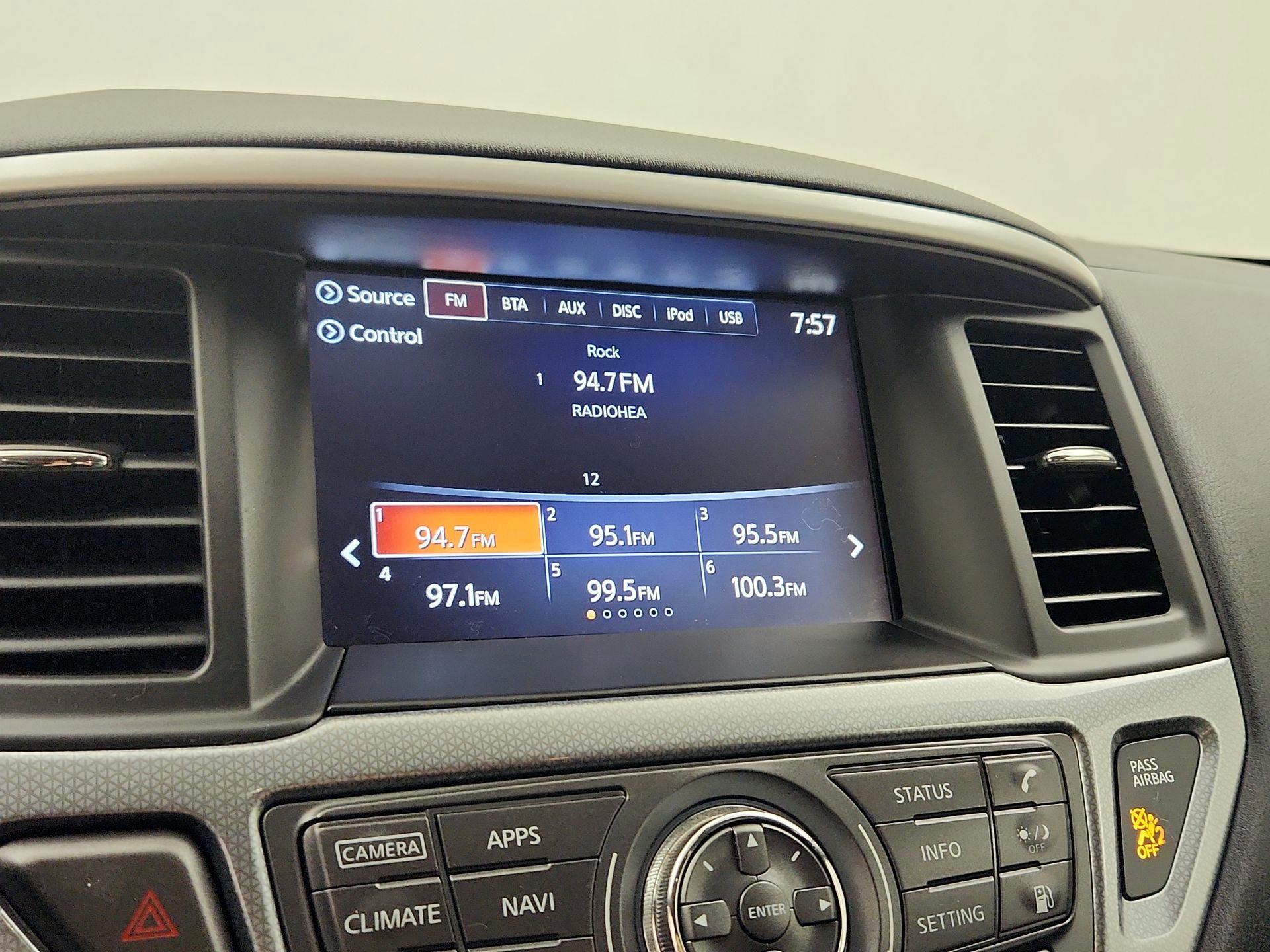 Thumbnail: 2019 Nissan Pathfinder - 16