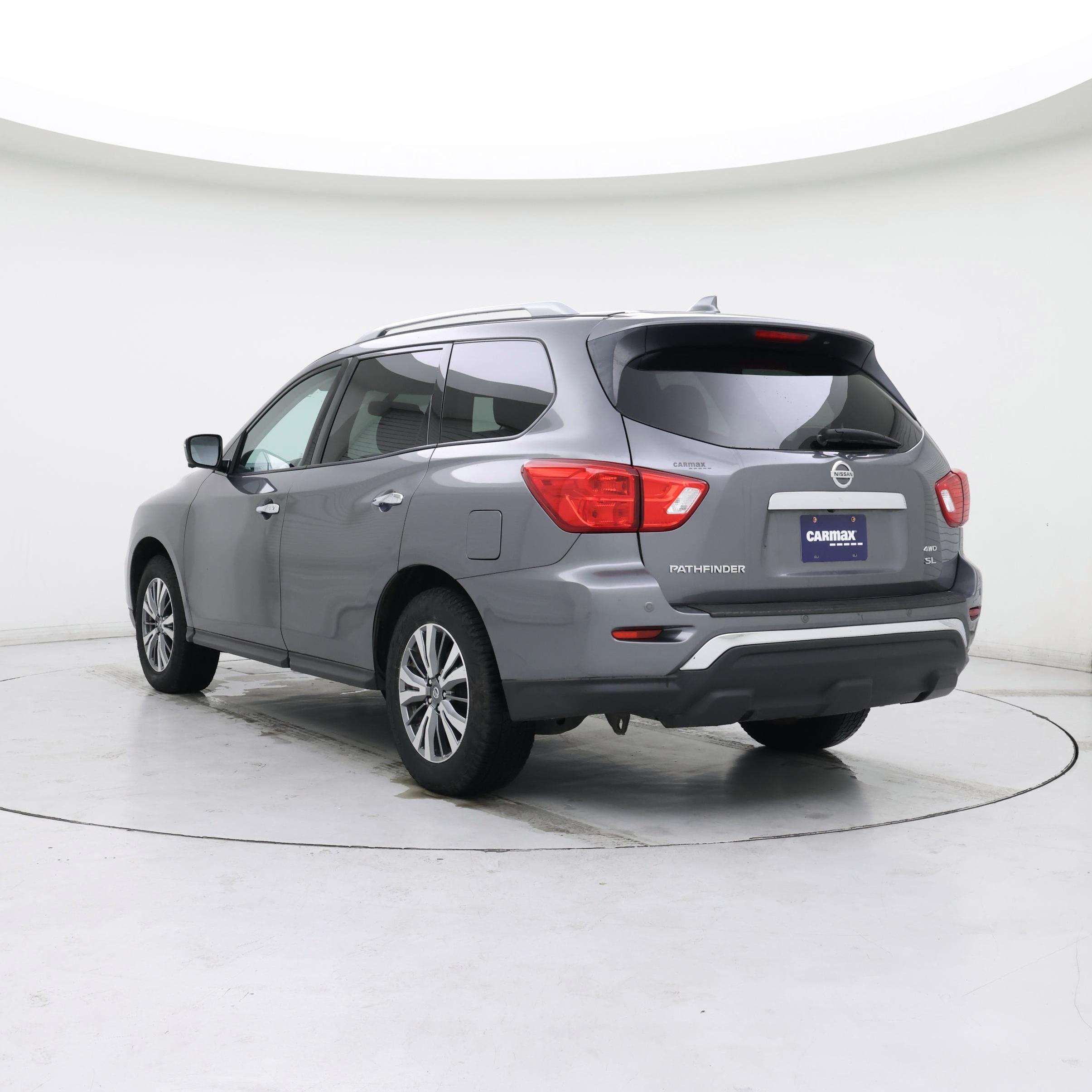 Thumbnail: 2019 Nissan Pathfinder - 2