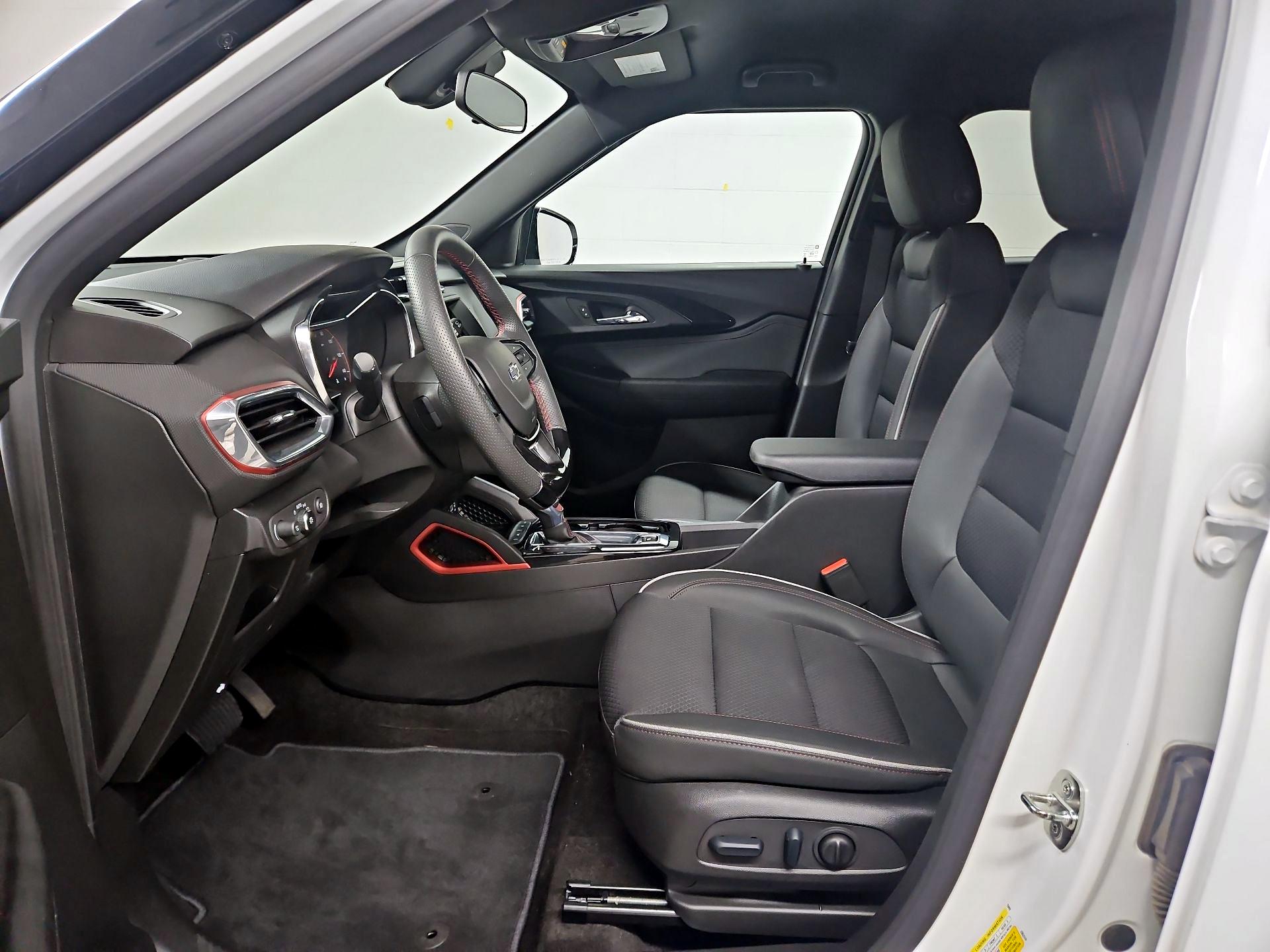 Thumbnail: 2023 Chevrolet TrailBlazer - 11