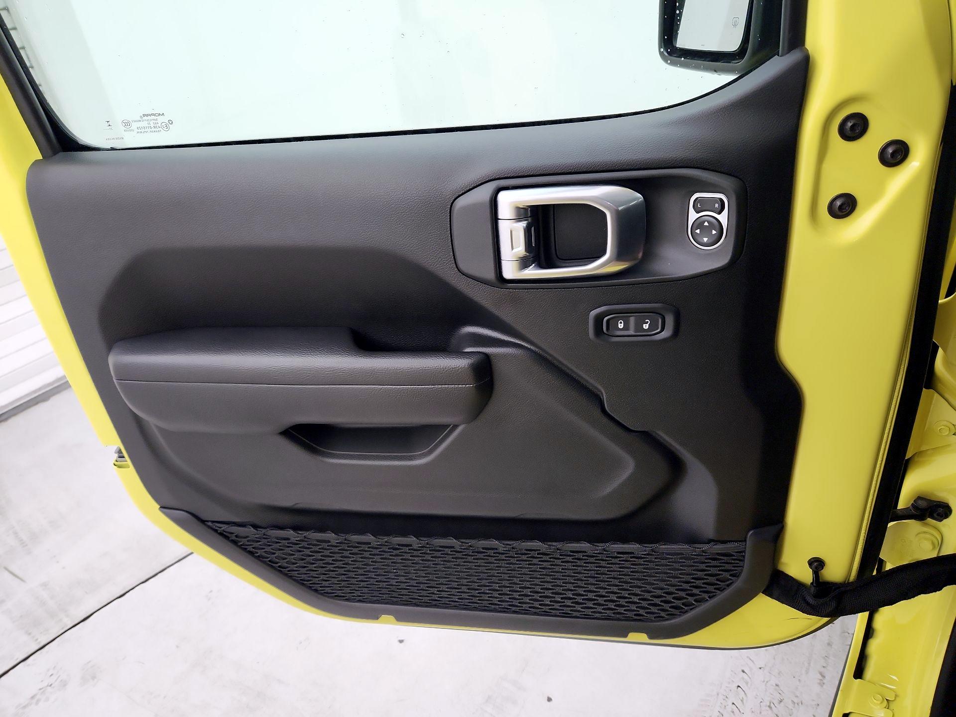 Thumbnail: 2024 Jeep Wrangler - 12