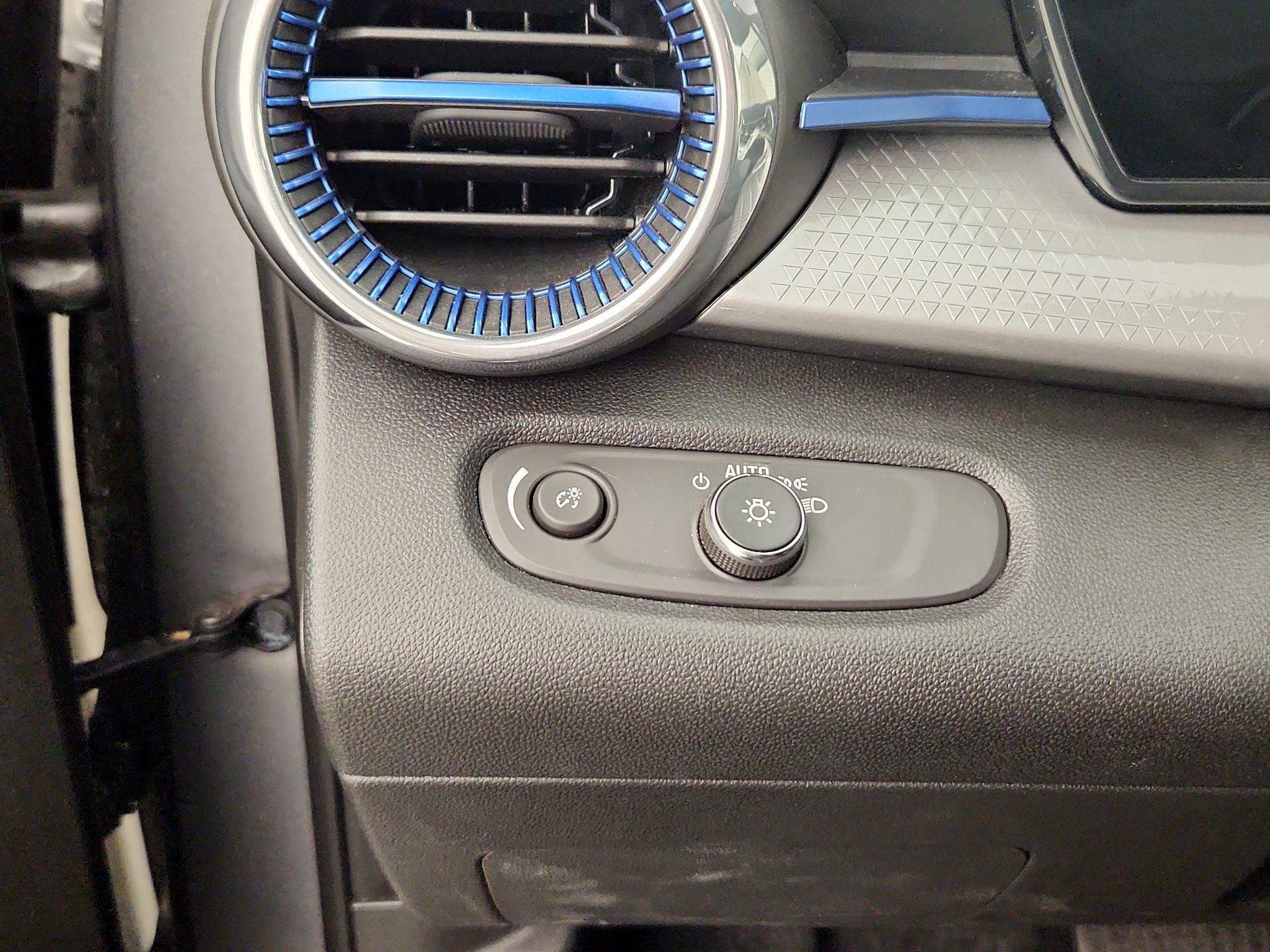 Thumbnail: 2024 Chevrolet Trax - 13