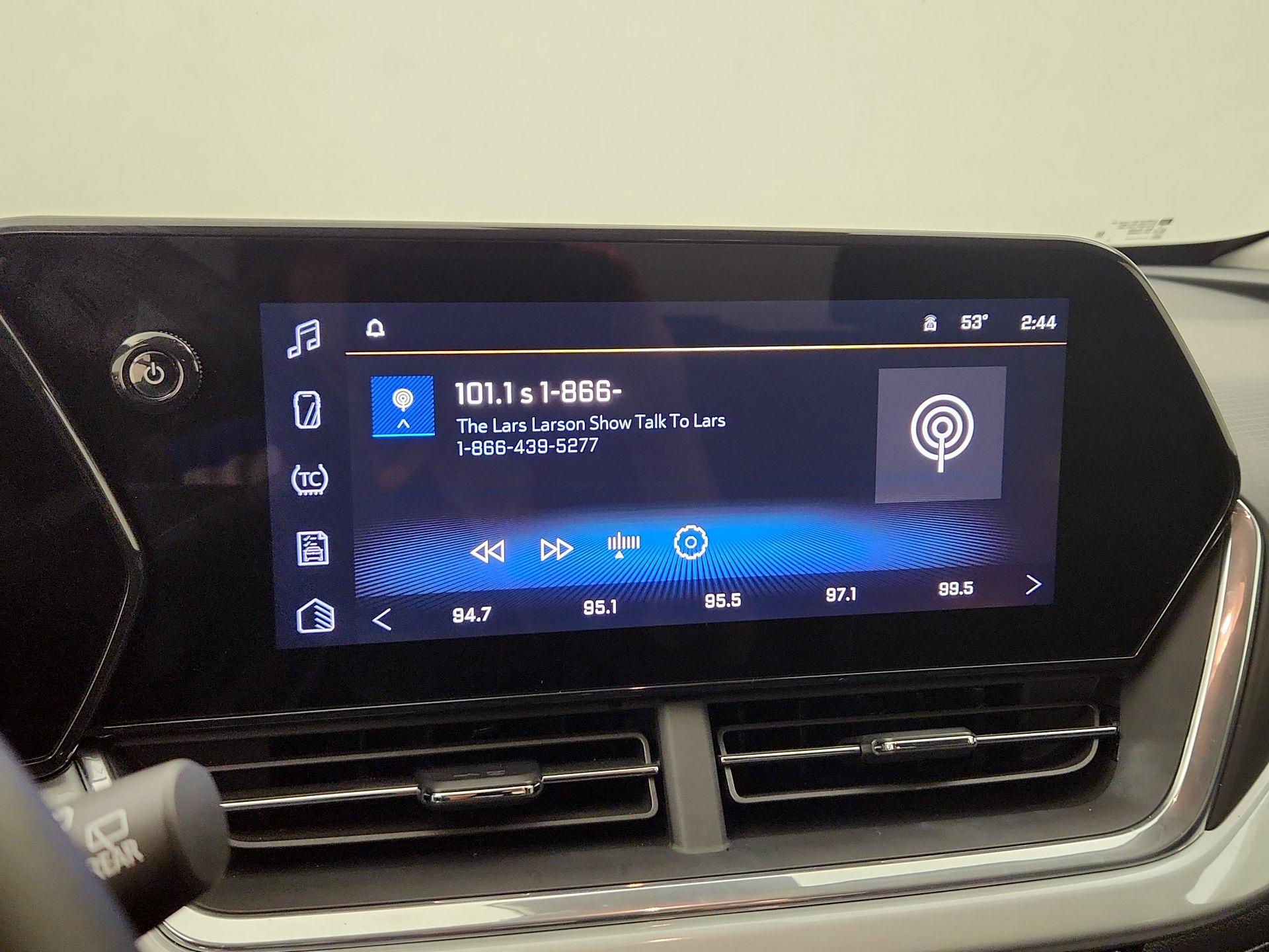 Thumbnail: 2024 Chevrolet Trax - 15