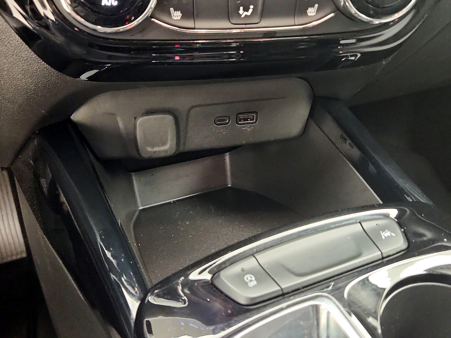 Thumbnail: 2024 Chevrolet Trax - 18