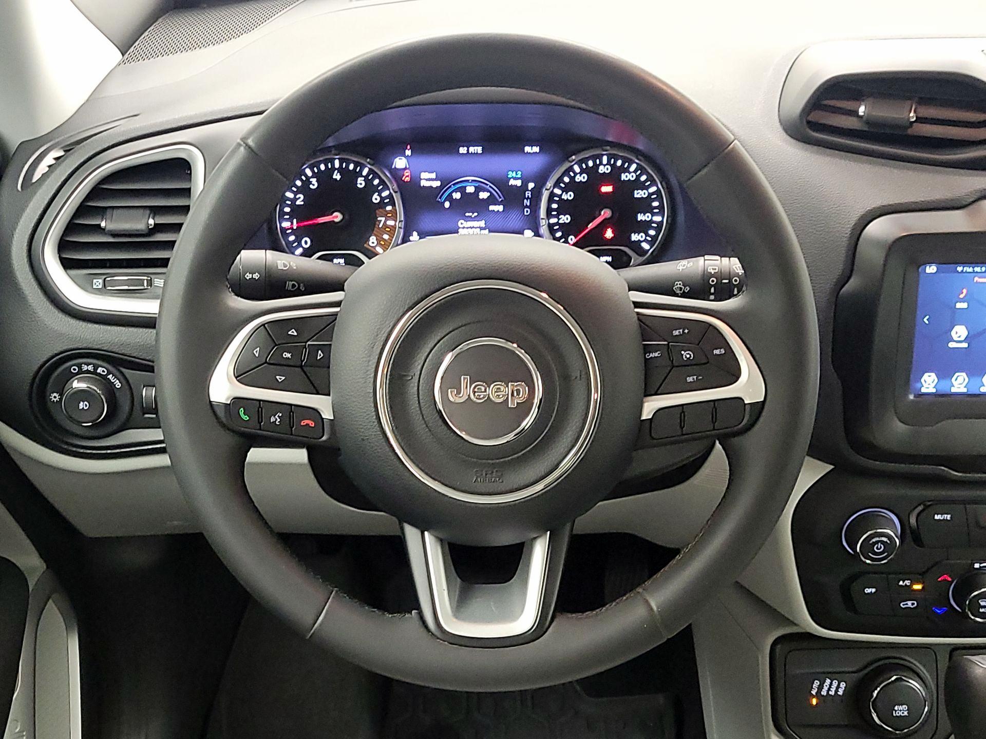 Thumbnail: 2021 Jeep Renegade - 10