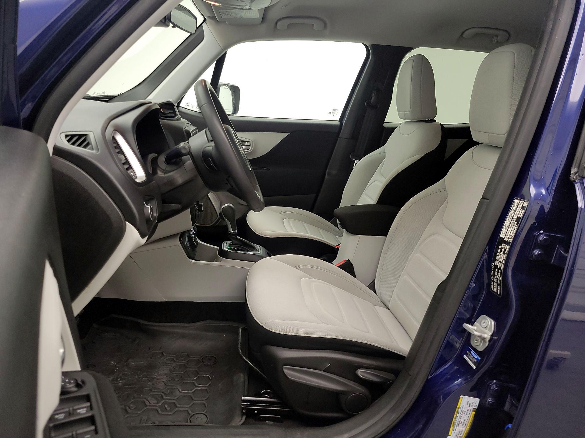 Thumbnail: 2021 Jeep Renegade - 11