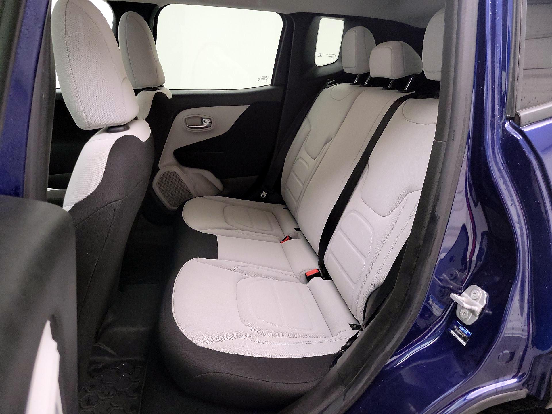 Thumbnail: 2021 Jeep Renegade - 19