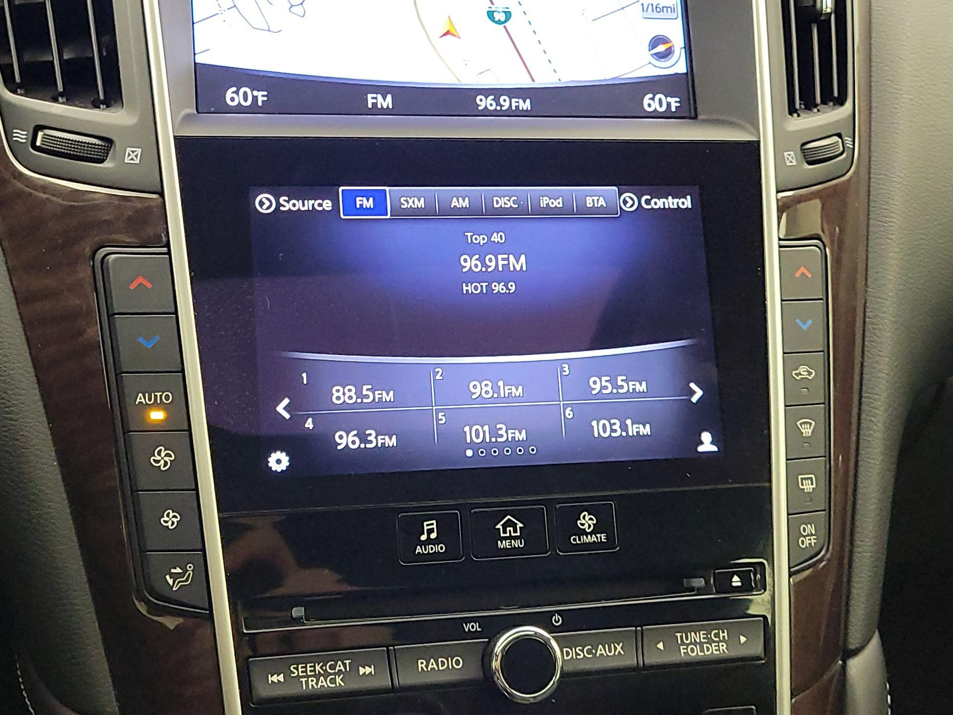 Thumbnail: 2017 INFINITI Q50 - 16