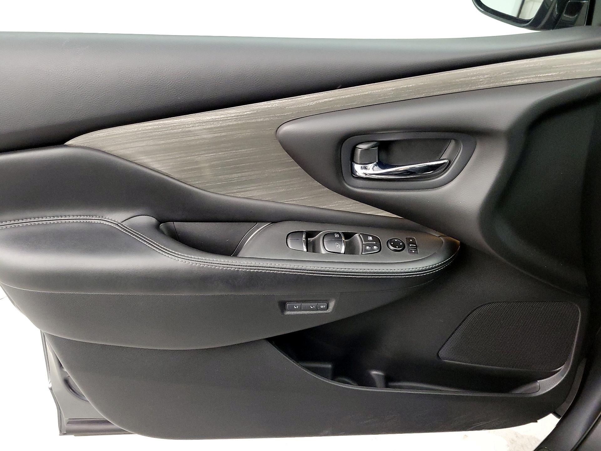 Thumbnail: 2016 Nissan Murano - 12