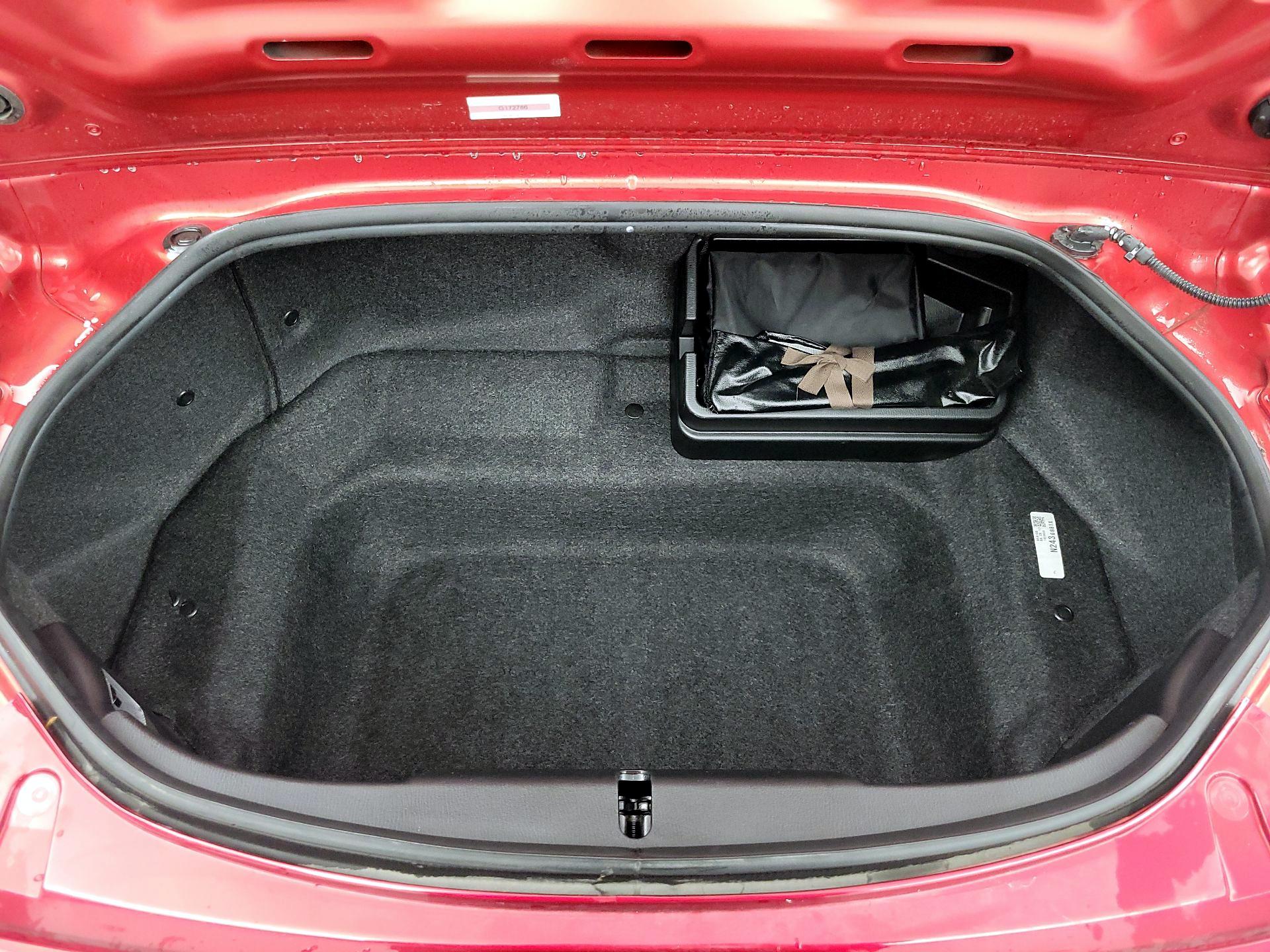 Thumbnail: 2021 Mazda MX-5 Miata - 19