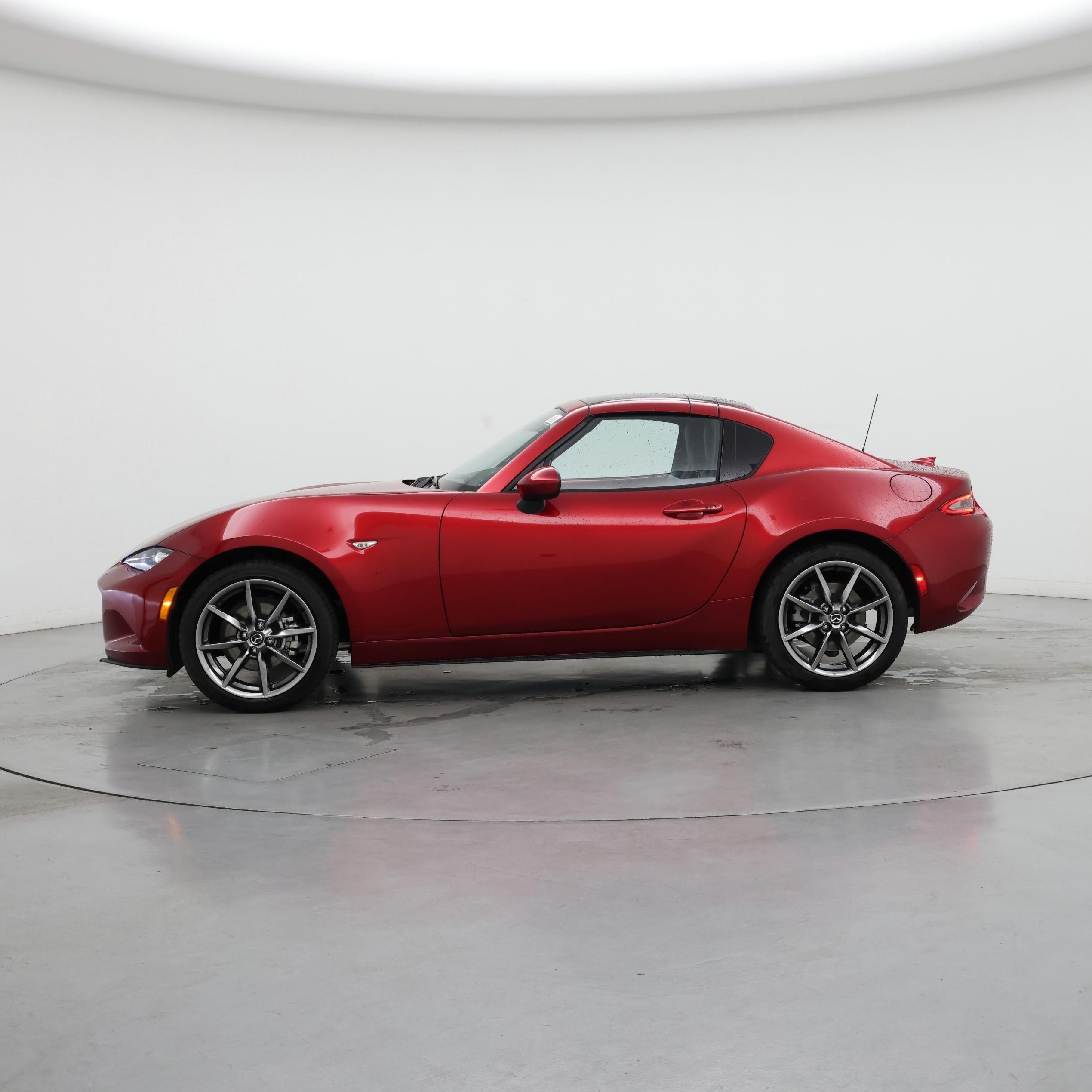 Thumbnail: 2021 Mazda MX-5 Miata - 3