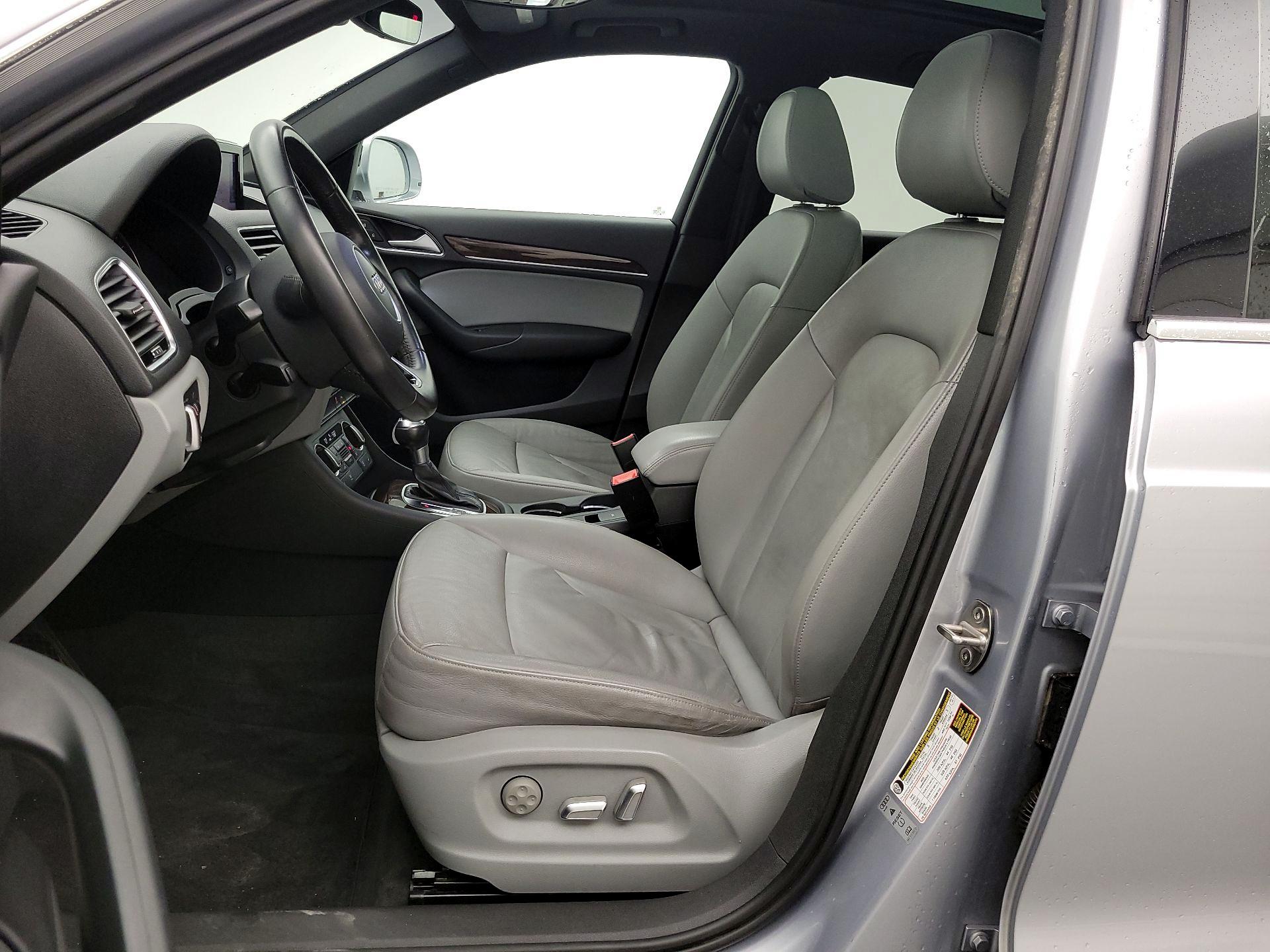 Thumbnail: 2016 Audi Q3 - 11