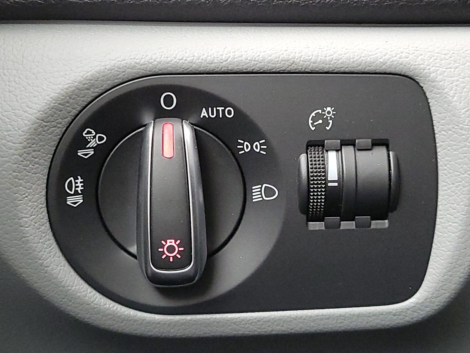 Thumbnail: 2016 Audi Q3 - 13