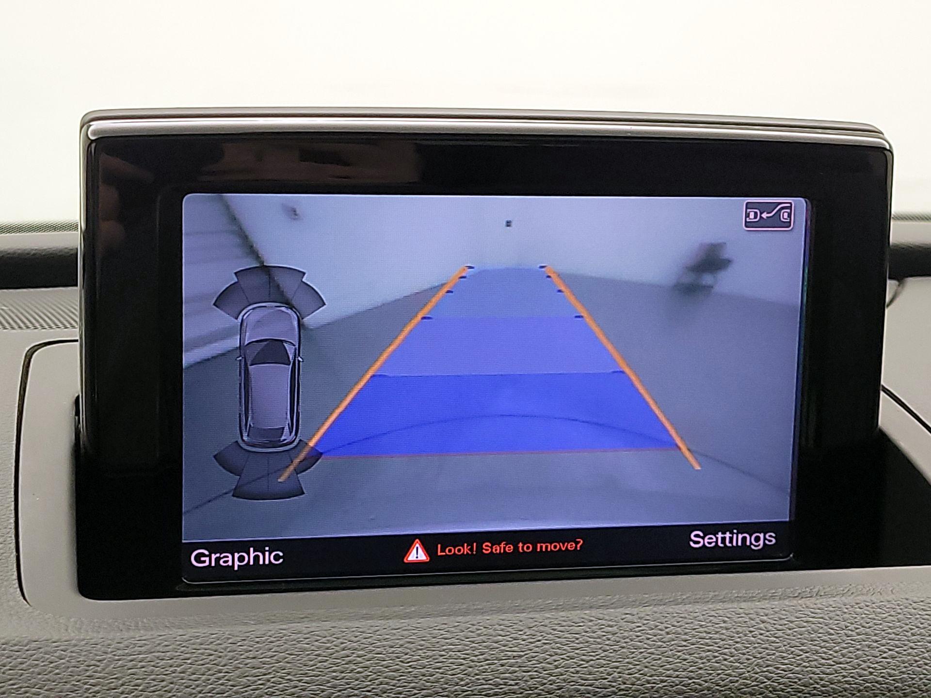 Thumbnail: 2016 Audi Q3 - 15