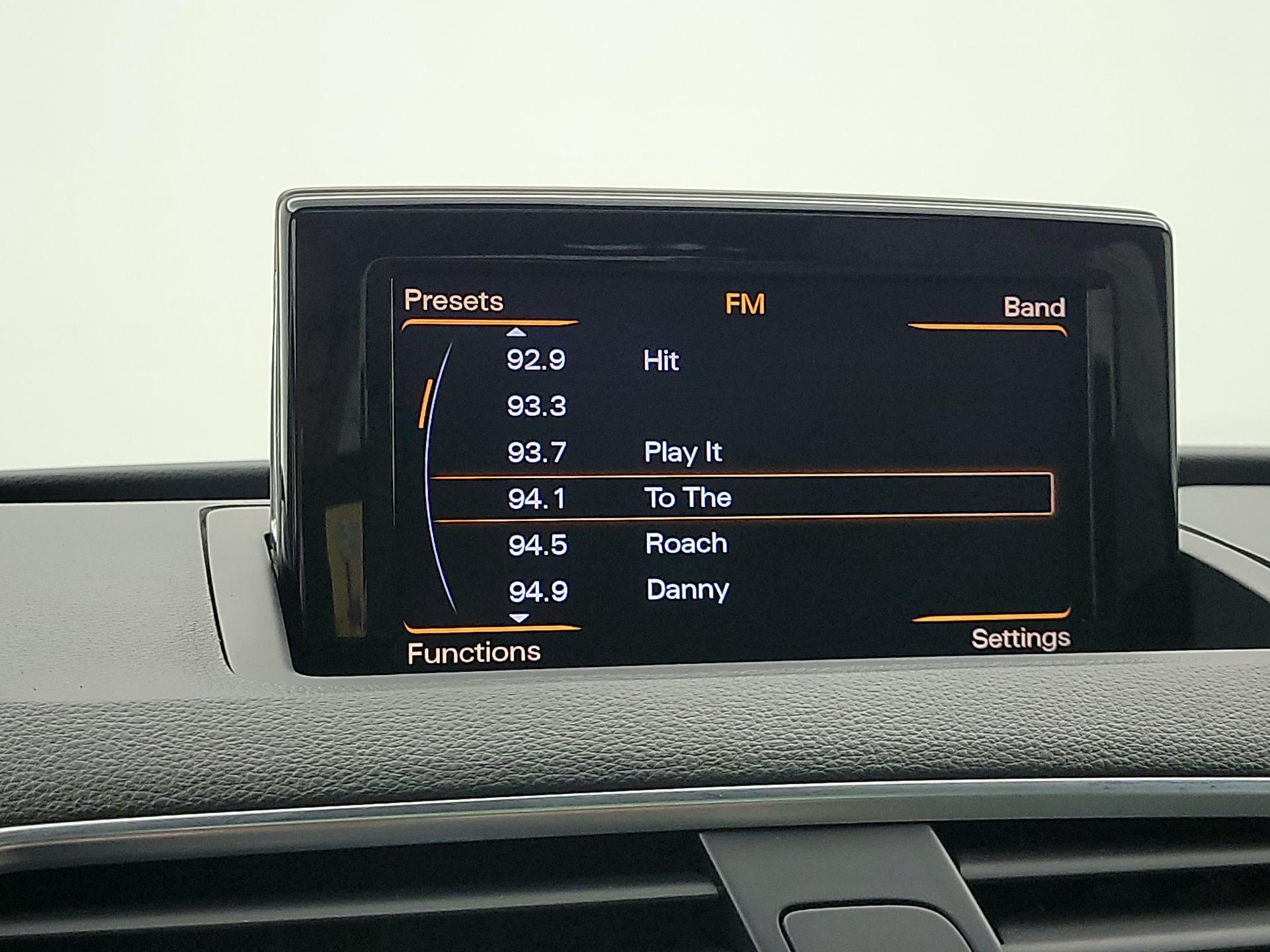 Thumbnail: 2016 Audi Q3 - 16