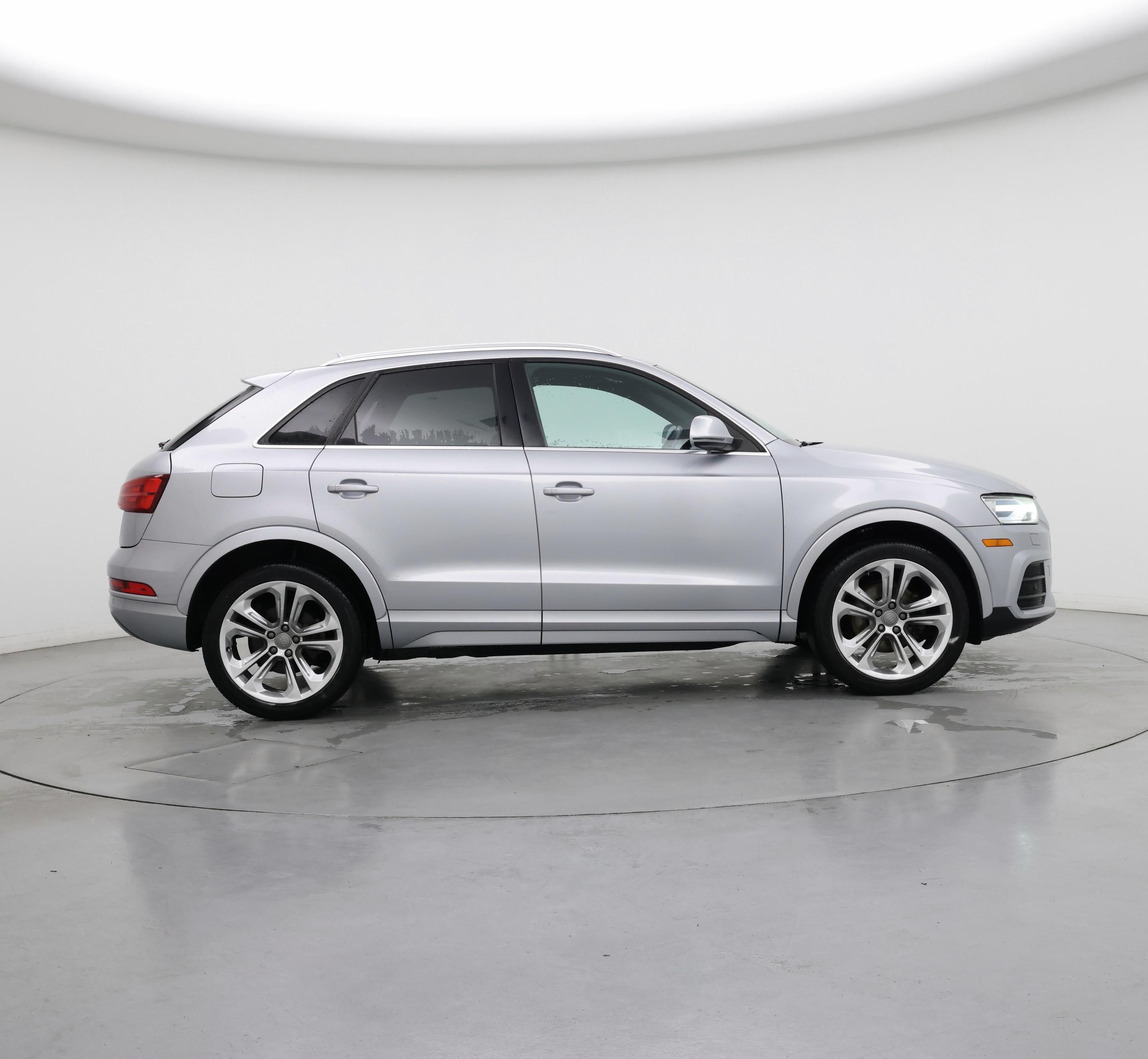 Thumbnail: 2016 Audi Q3 - 7