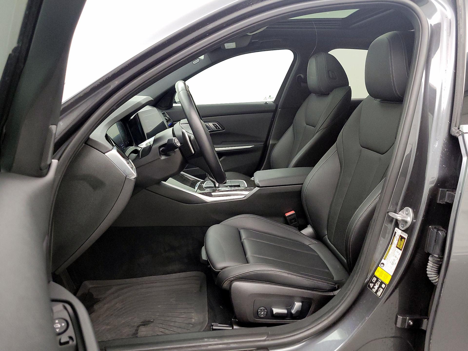 Thumbnail: 2022 BMW 3 Series - 11