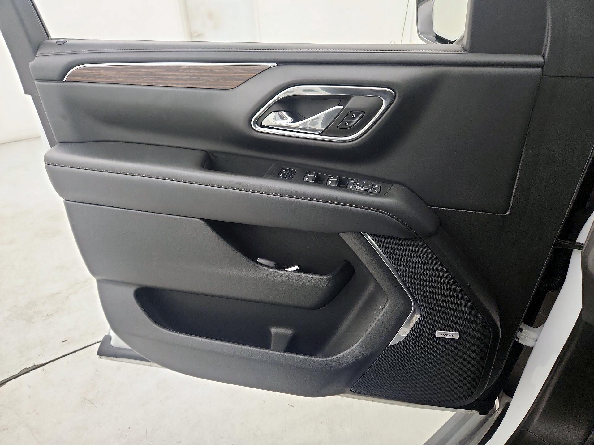 Thumbnail: 2023 Chevrolet Tahoe - 12