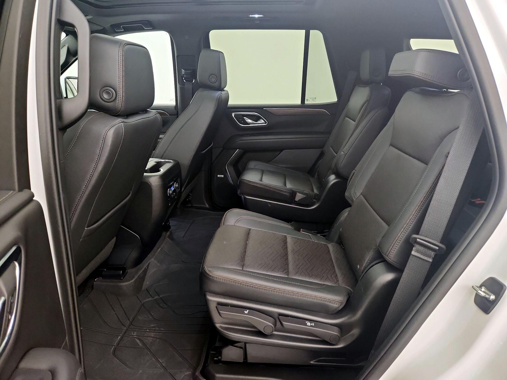 Thumbnail: 2023 Chevrolet Tahoe - 20