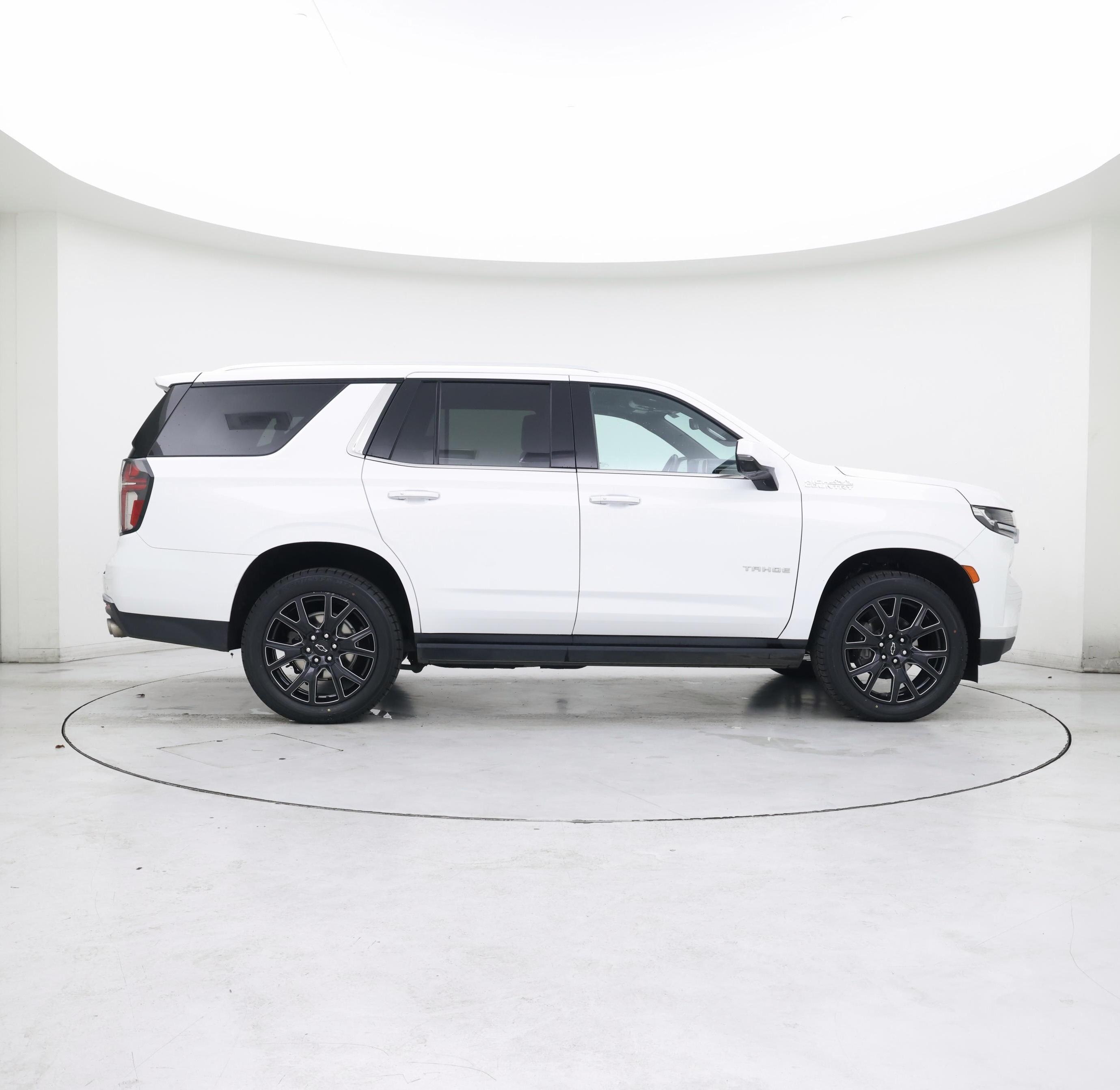 Thumbnail: 2023 Chevrolet Tahoe - 7