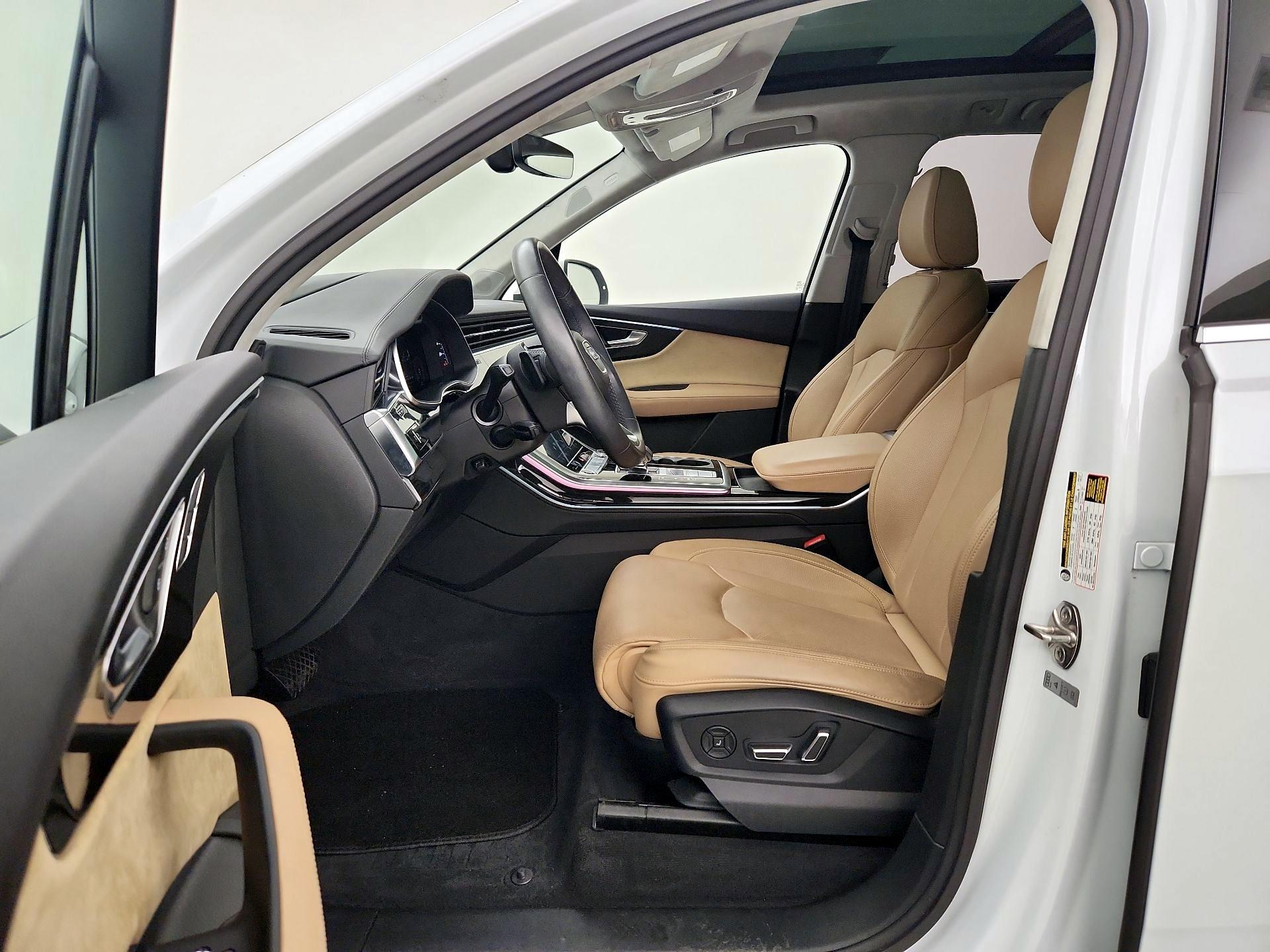 Thumbnail: 2021 Audi Q7 - 11