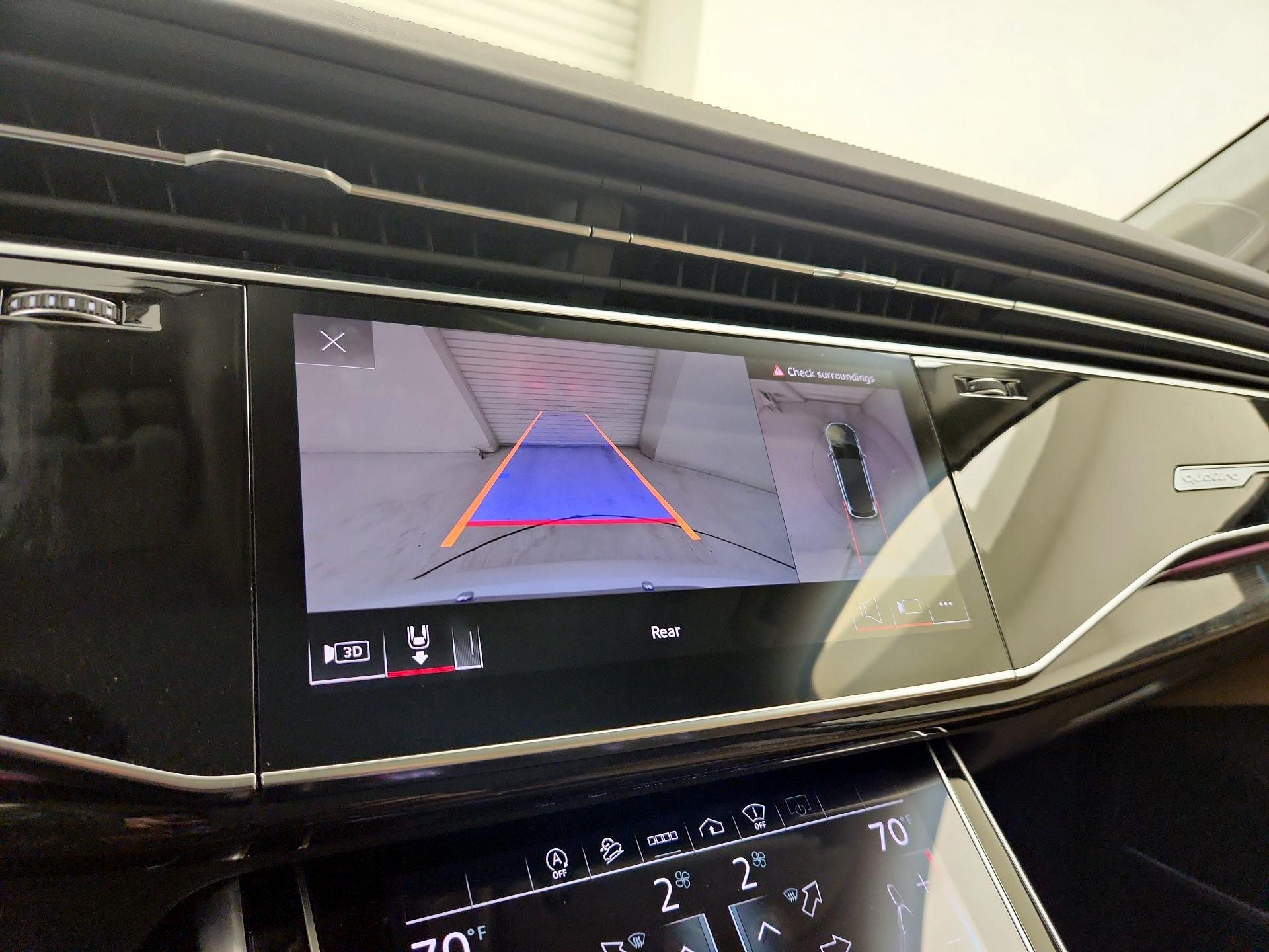 Thumbnail: 2021 Audi Q7 - 15