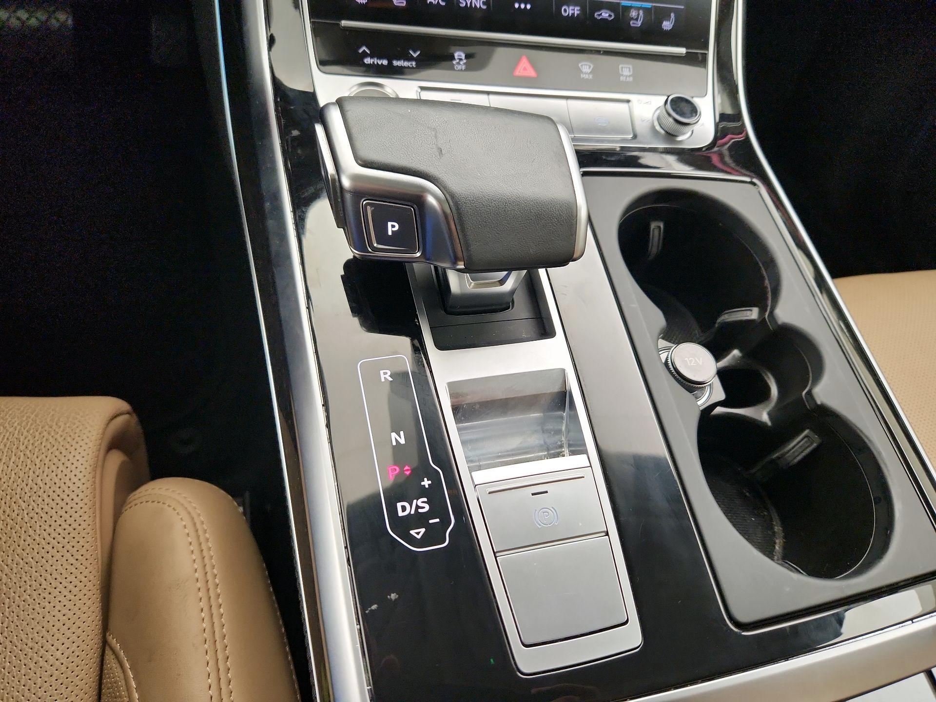 Thumbnail: 2021 Audi Q7 - 18