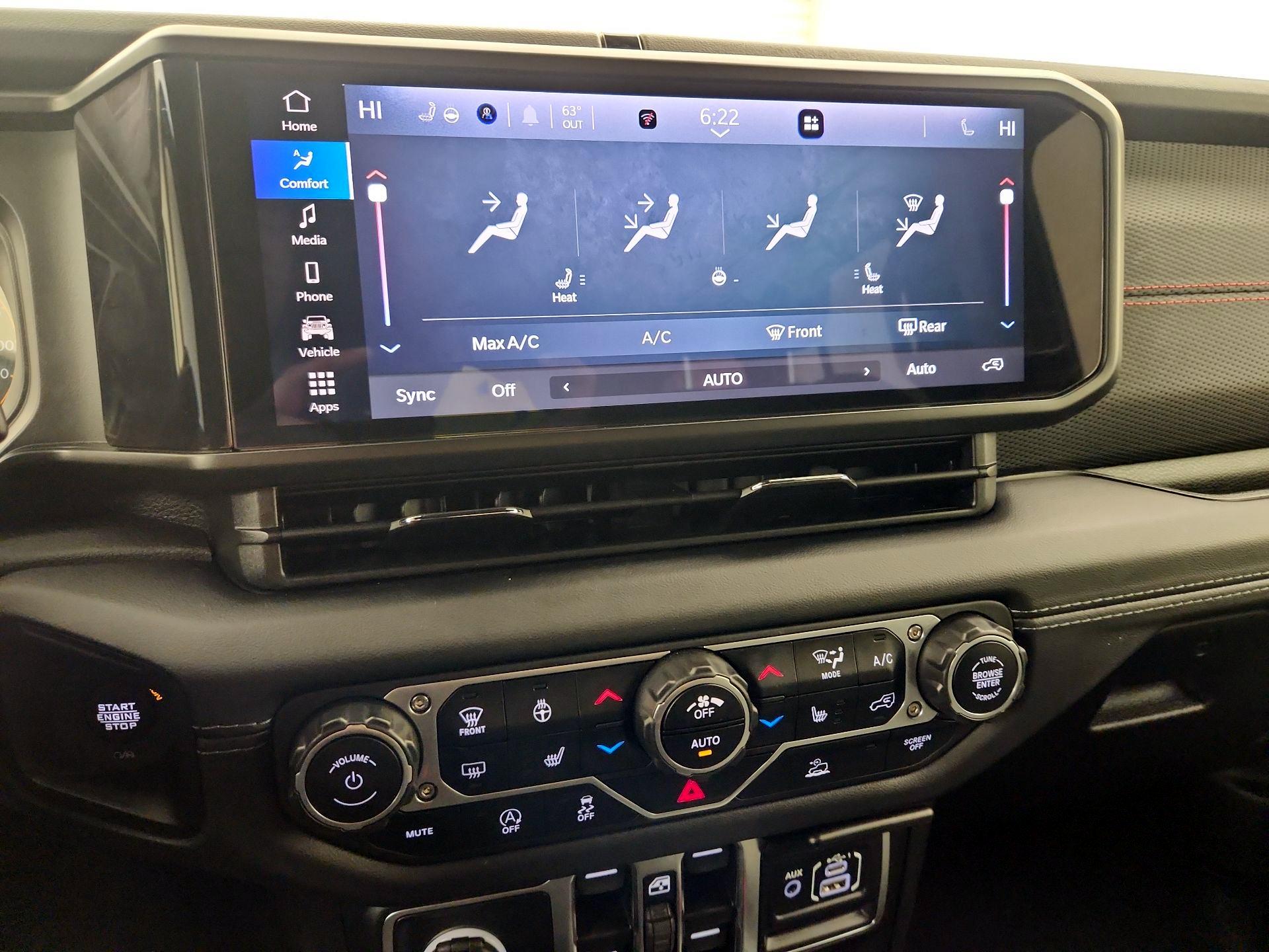 Thumbnail: 2024 Jeep Wrangler - 16