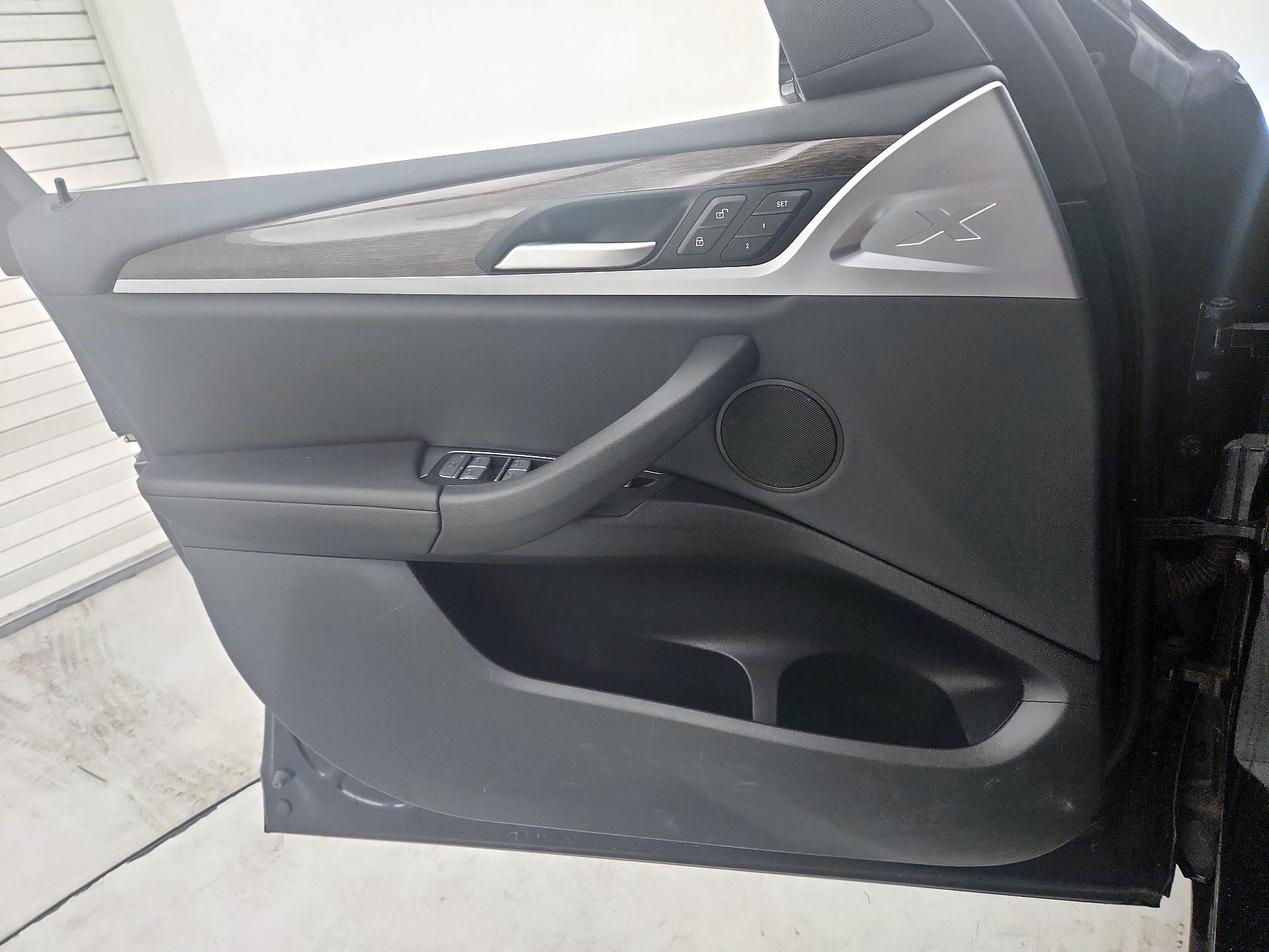 Thumbnail: 2020 BMW X3 - 12