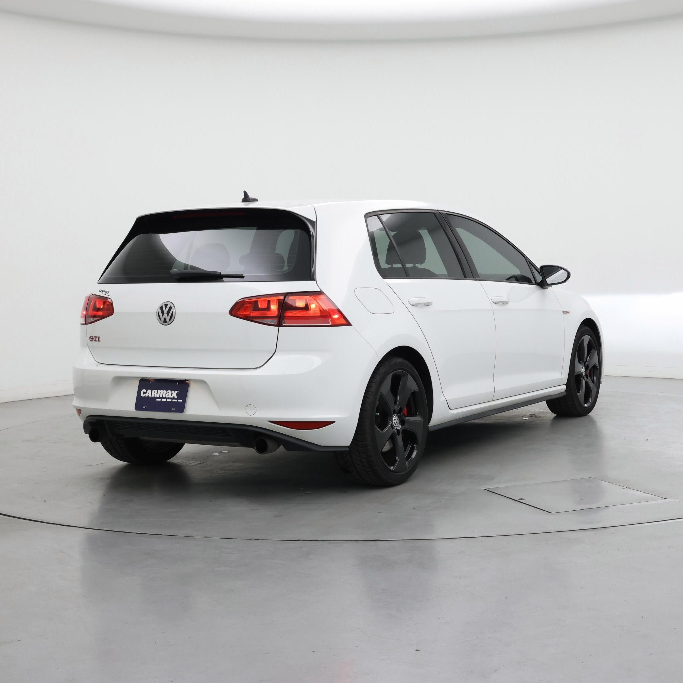 Thumbnail: 2016 Volkswagen Golf - 8