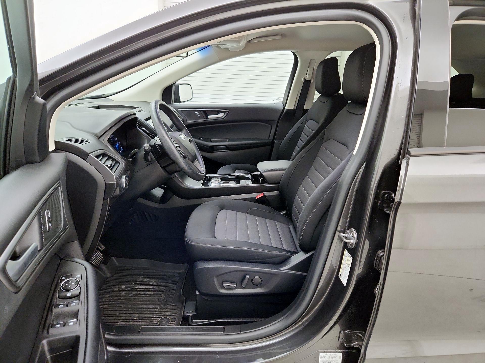 Thumbnail: 2020 Ford Edge - 11