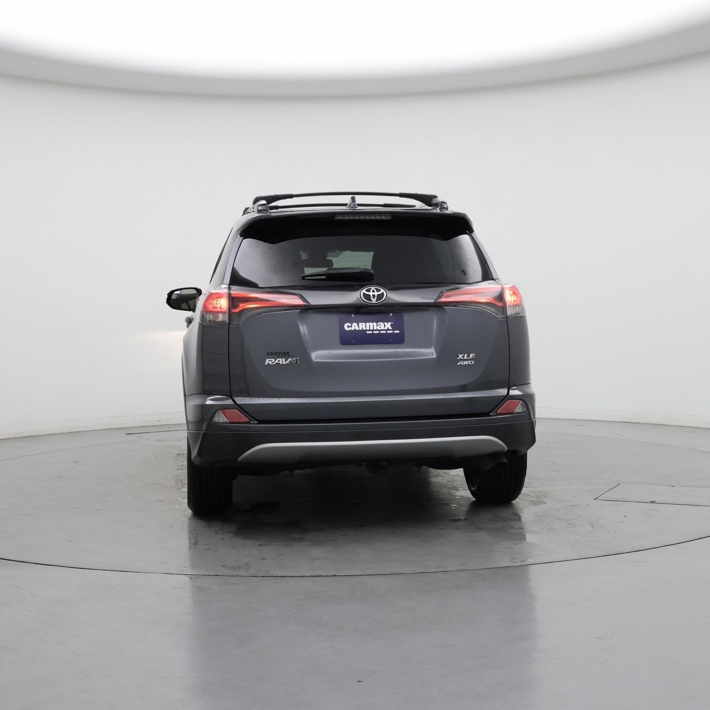 Thumbnail: 2017 Toyota RAV4 - 6