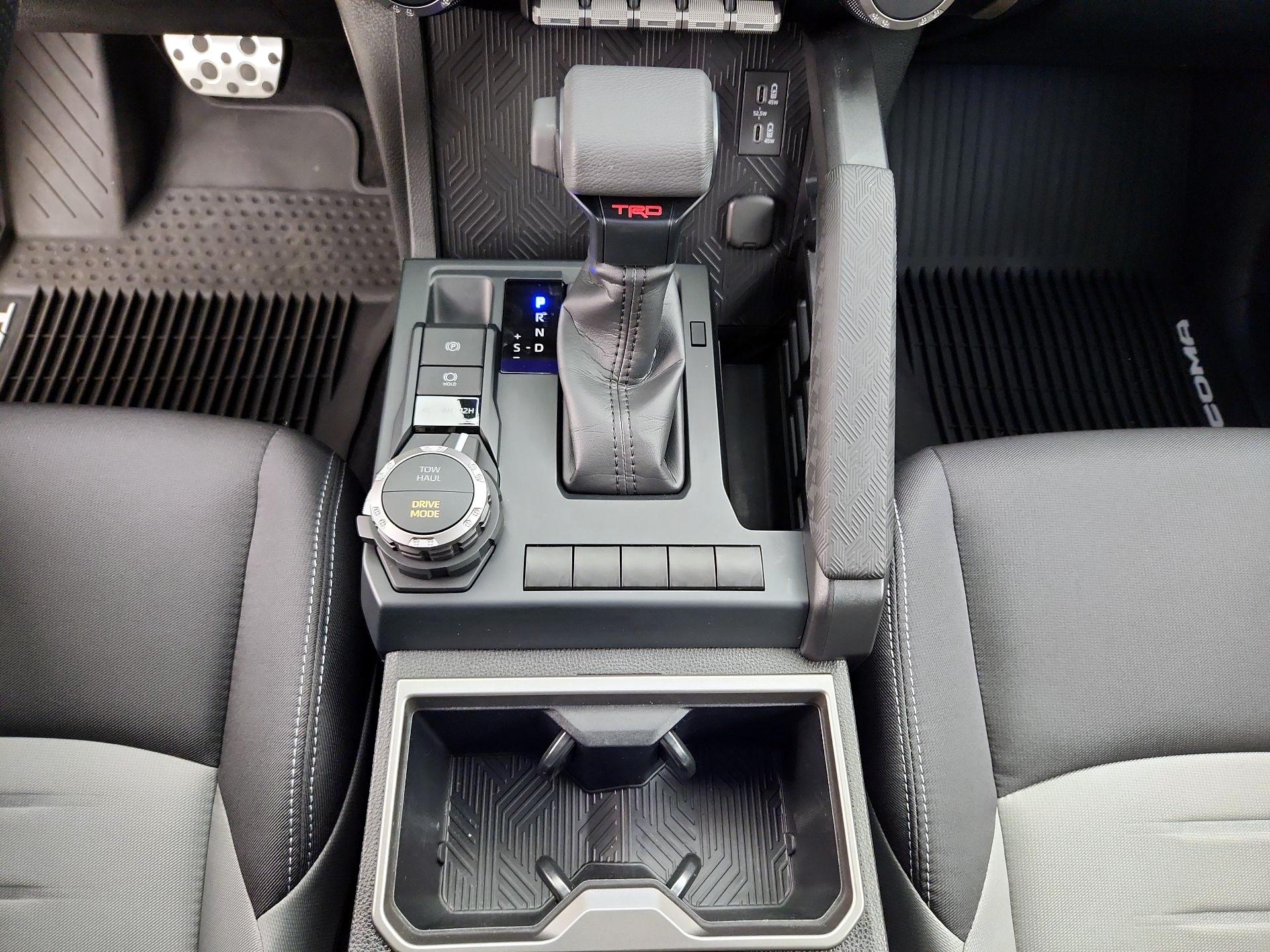 Thumbnail: 2025 Toyota Tacoma - 18