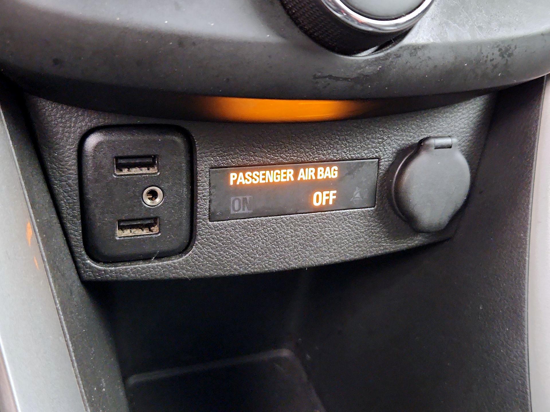 Thumbnail: 2017 Chevrolet Trax - 18