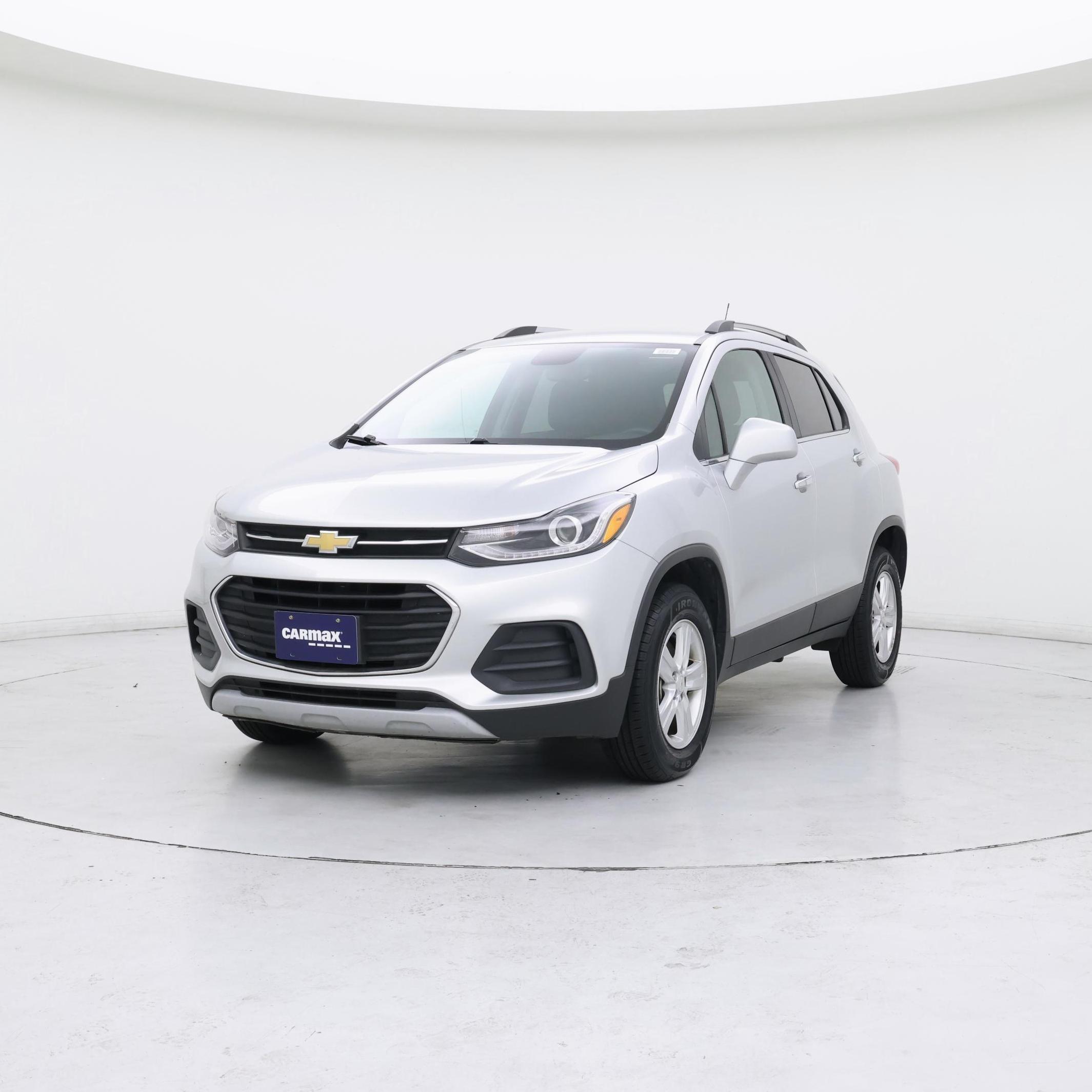 Thumbnail: 2017 Chevrolet Trax - 4
